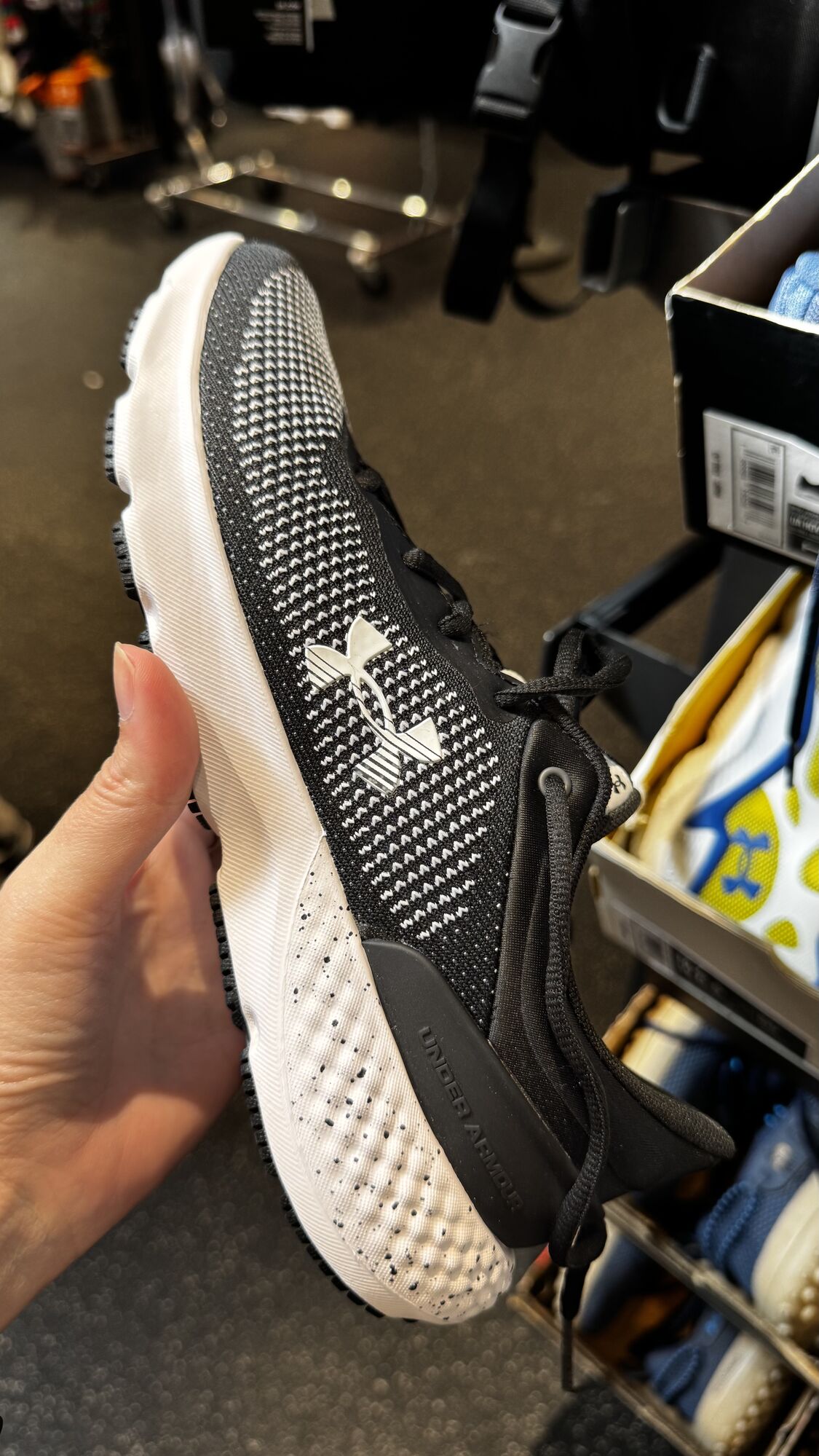 Under Armour — Tênis masculino