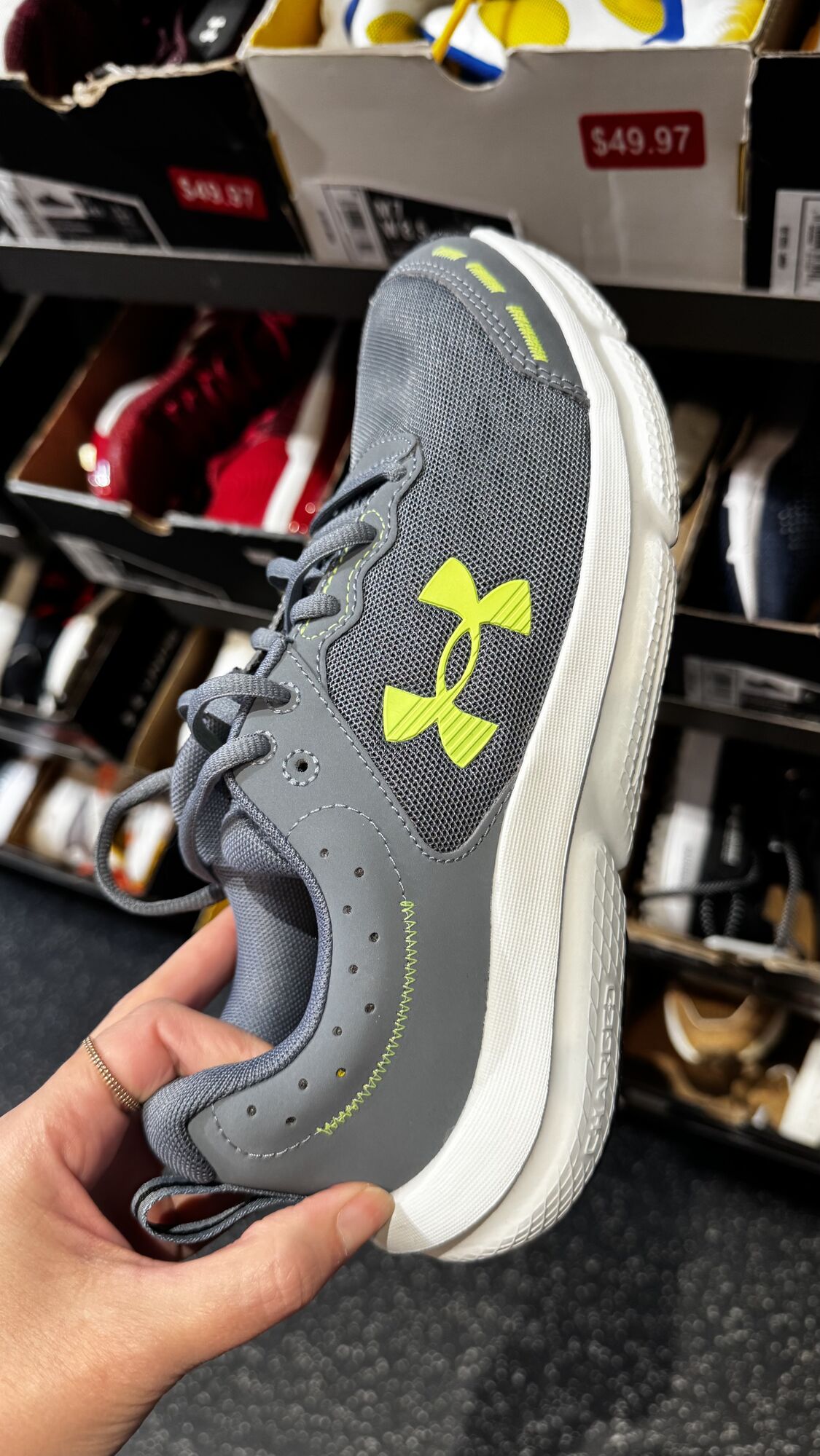 Under Armour — Tênis masculino
