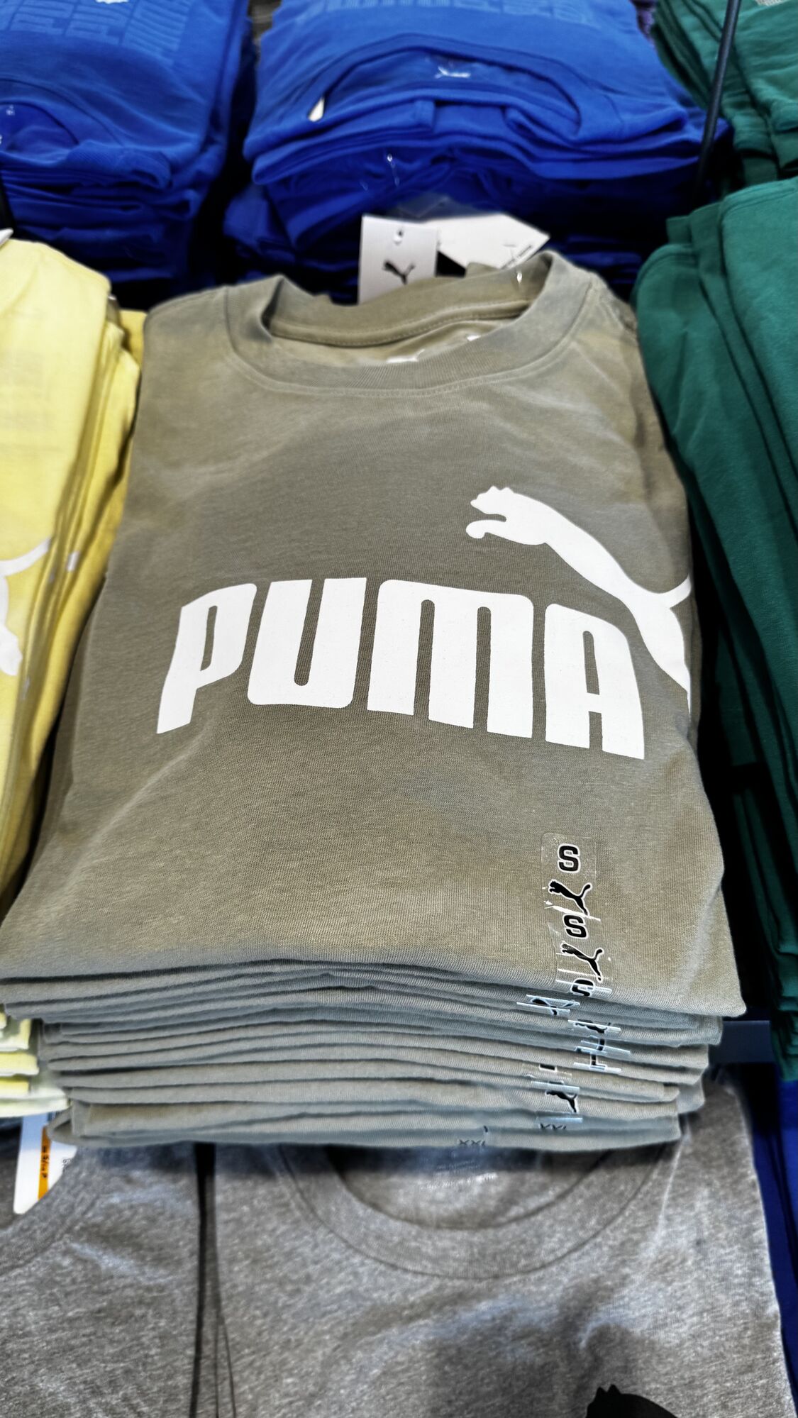 Puma — 2 blusas