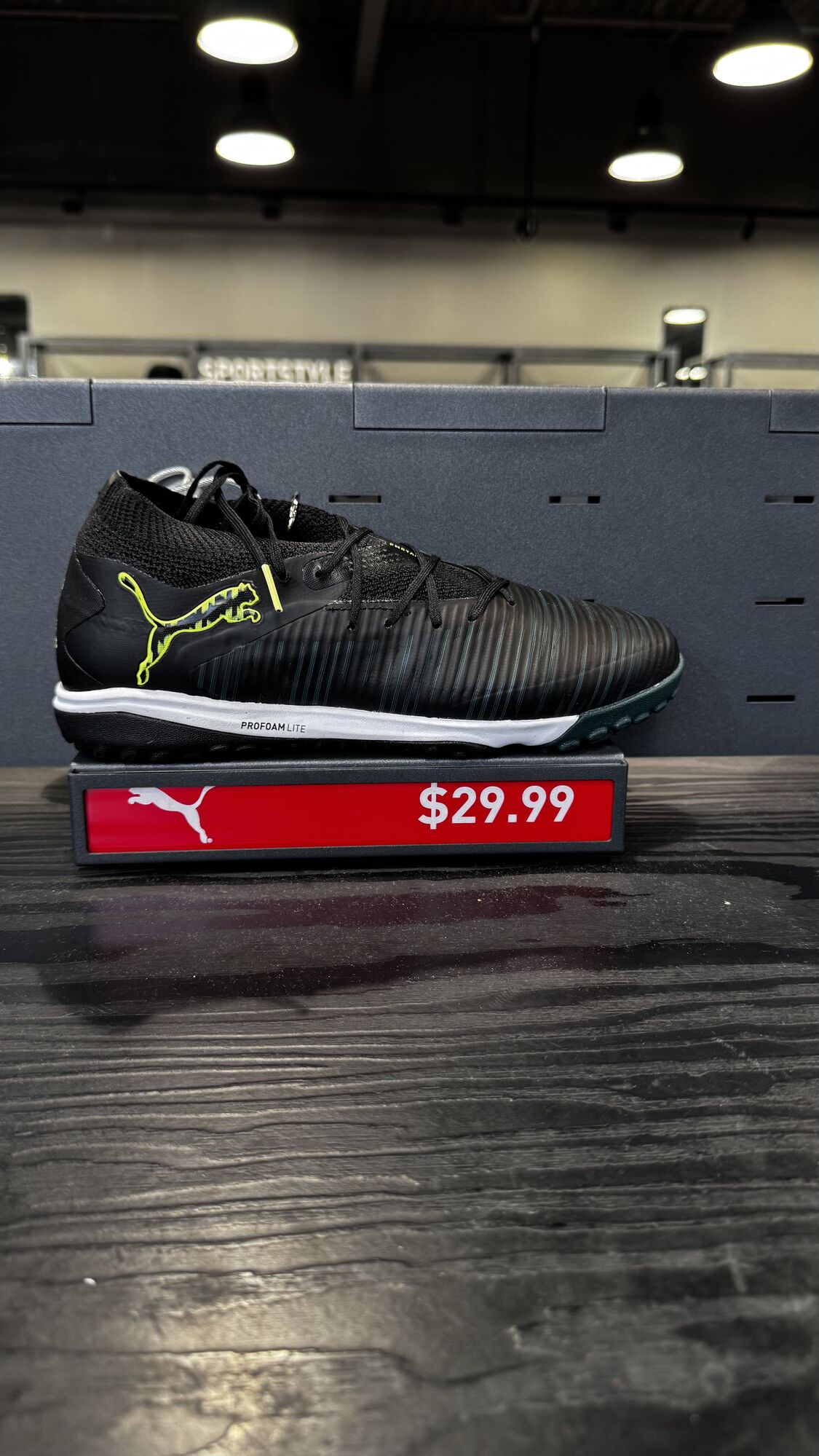 Puma — Chuteira masculina