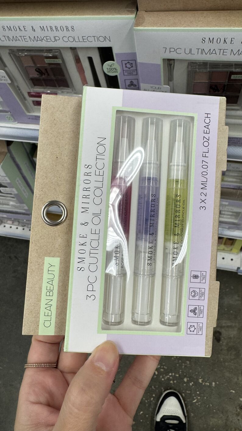 Five Below — Kit cutícula