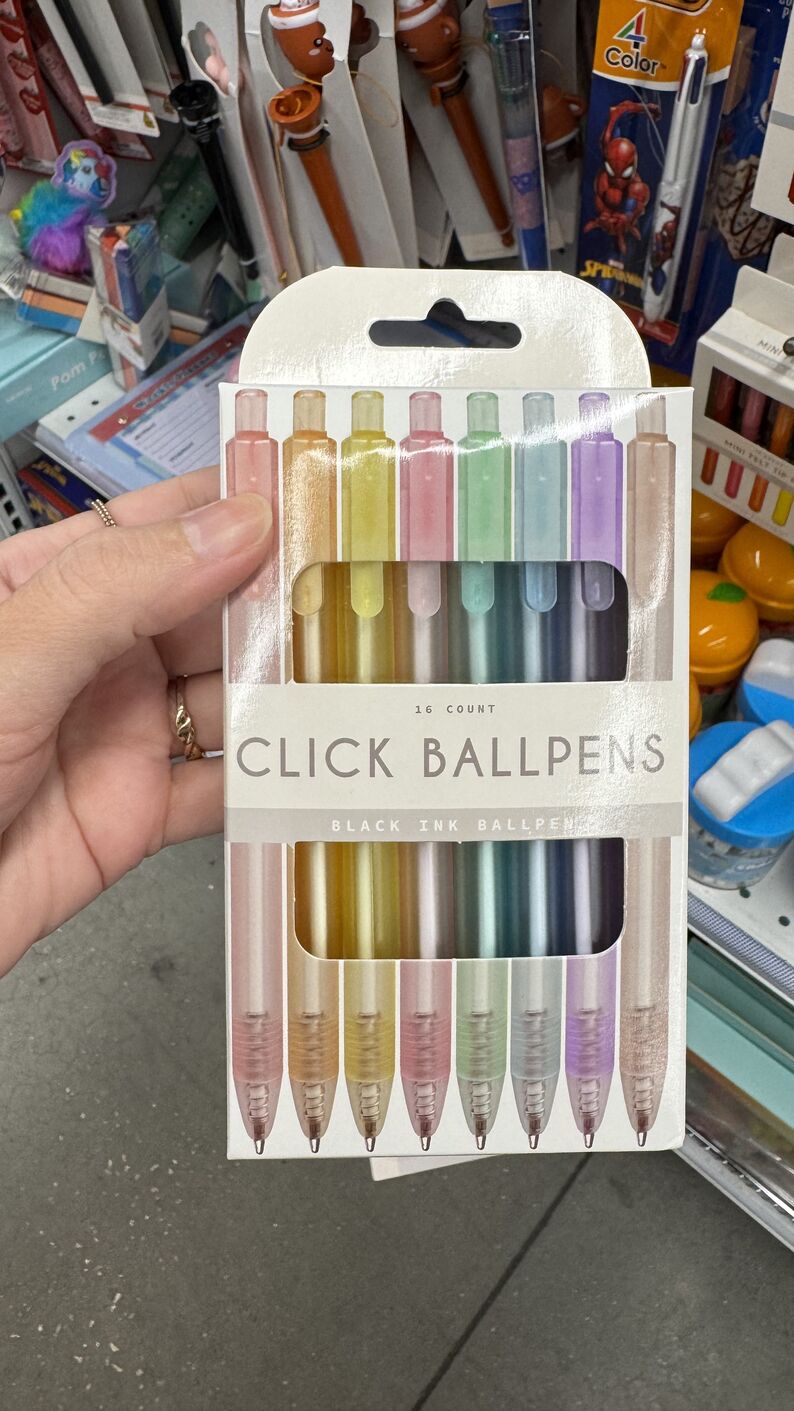 Five Below — Kit caneta