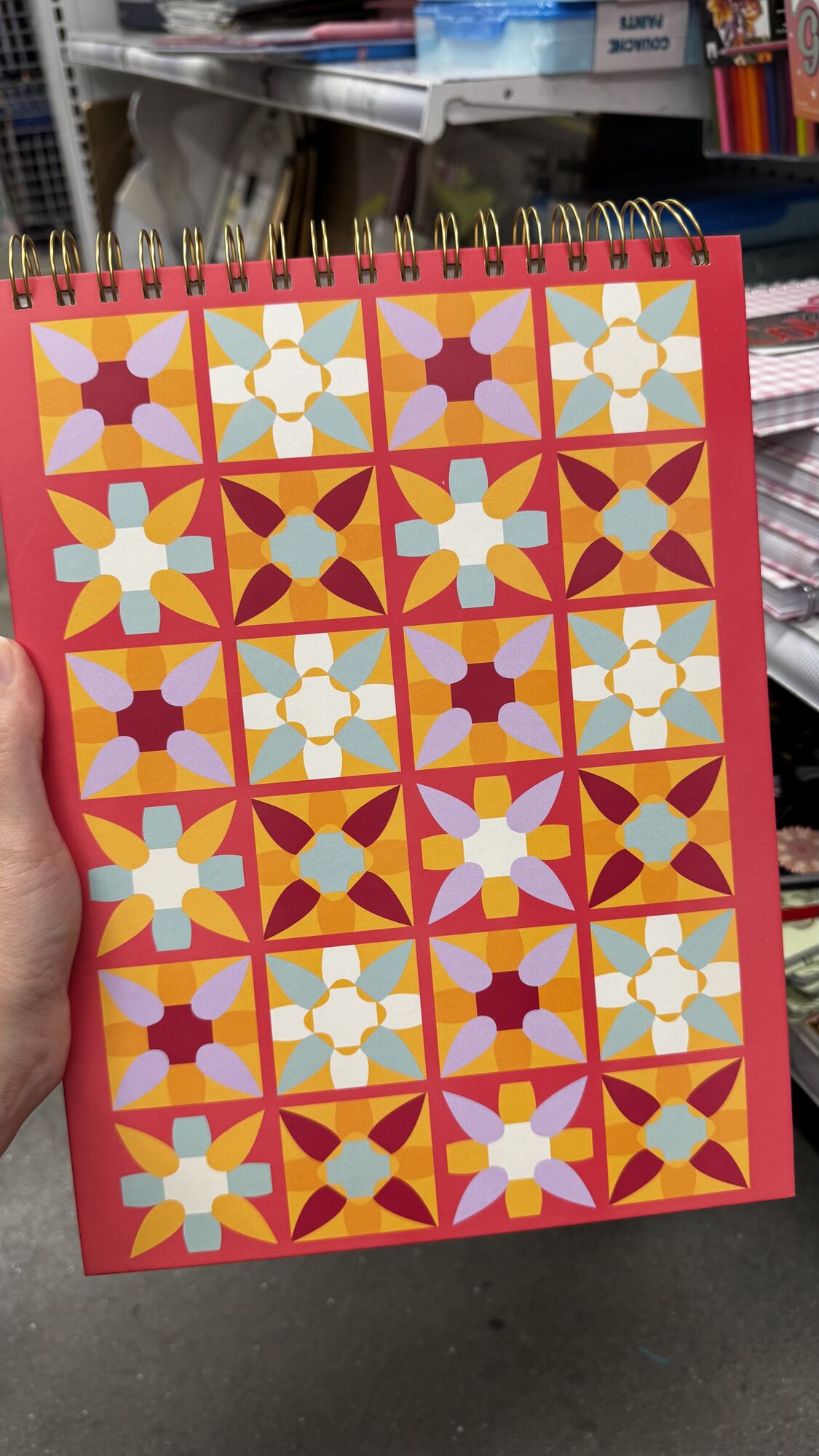 Five Below — Caderno