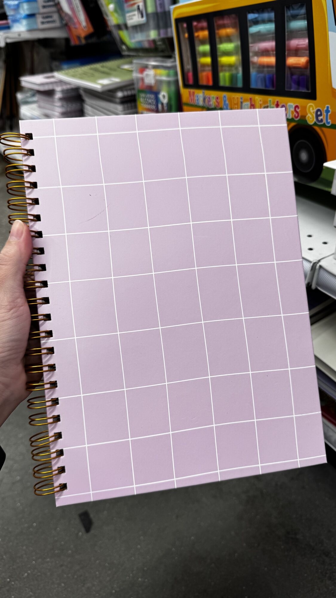 Five Below — Caderno