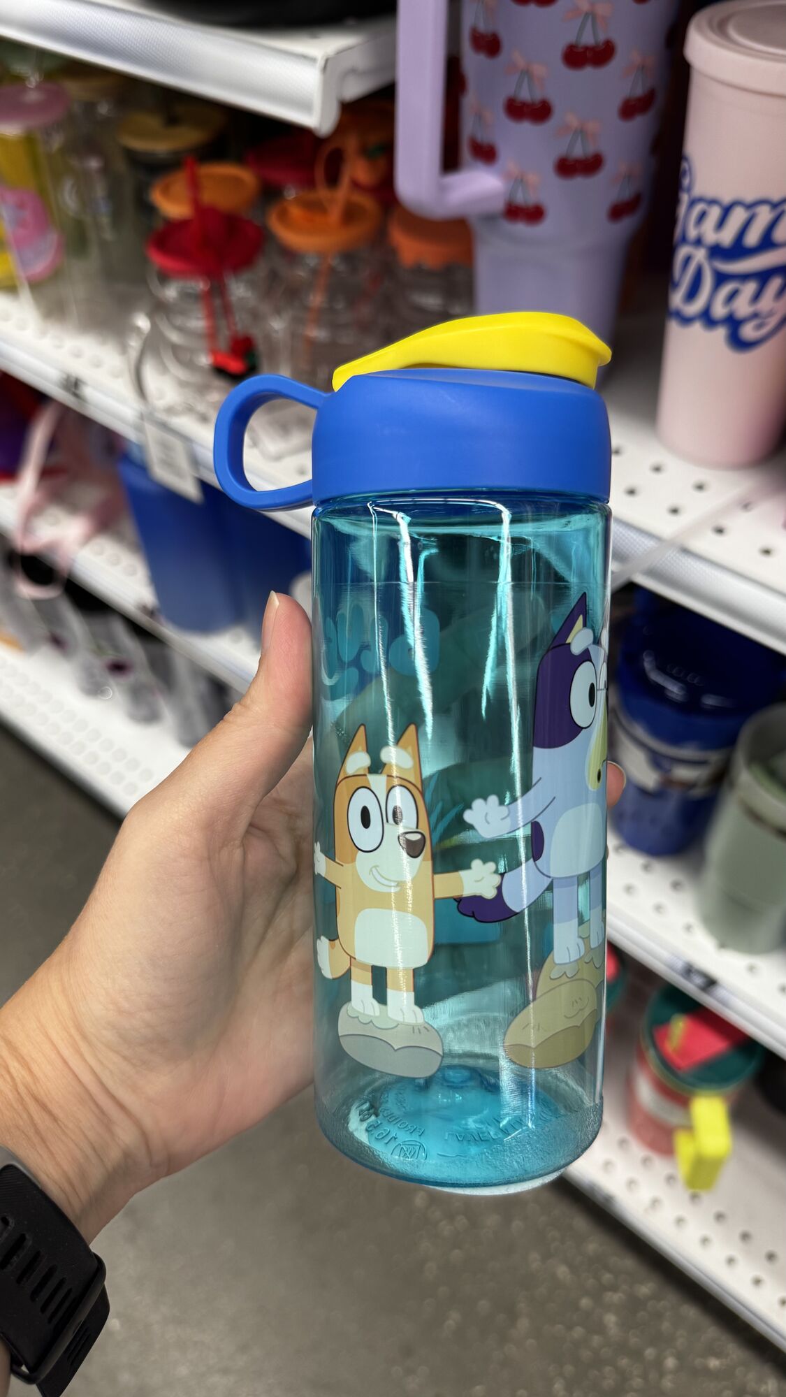 Five Below — Garrafa