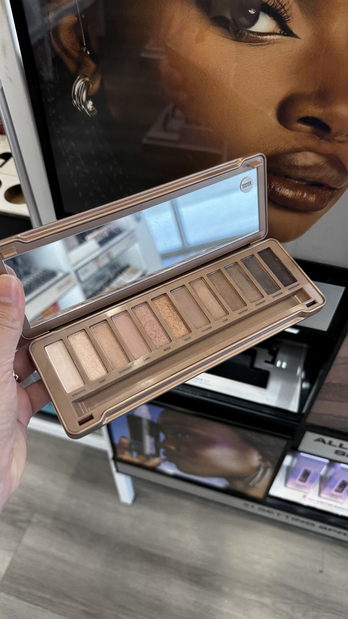 Ulta Beauty — Paleta de sombra - Naked