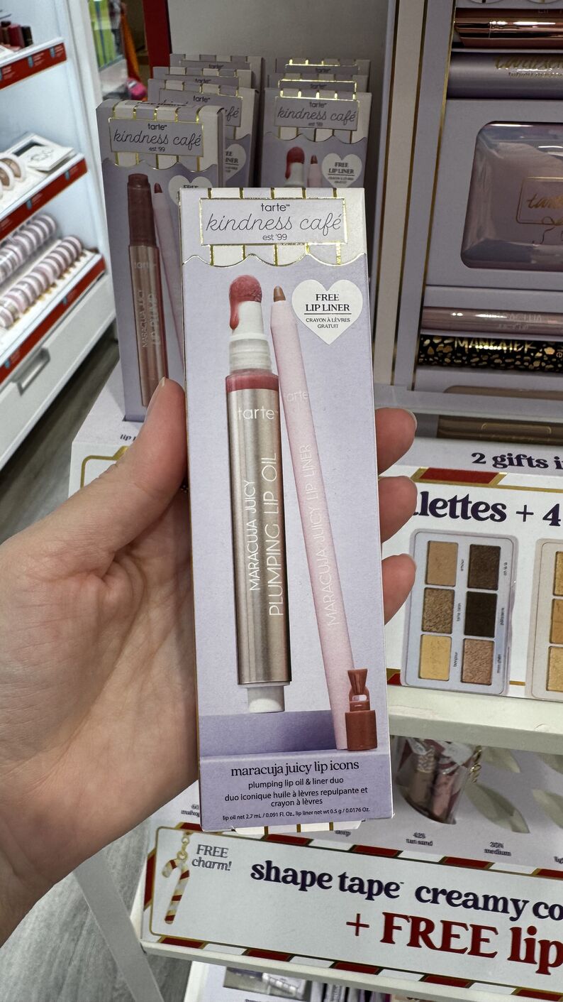 Ulta Beauty — Lip oil & Lip liner