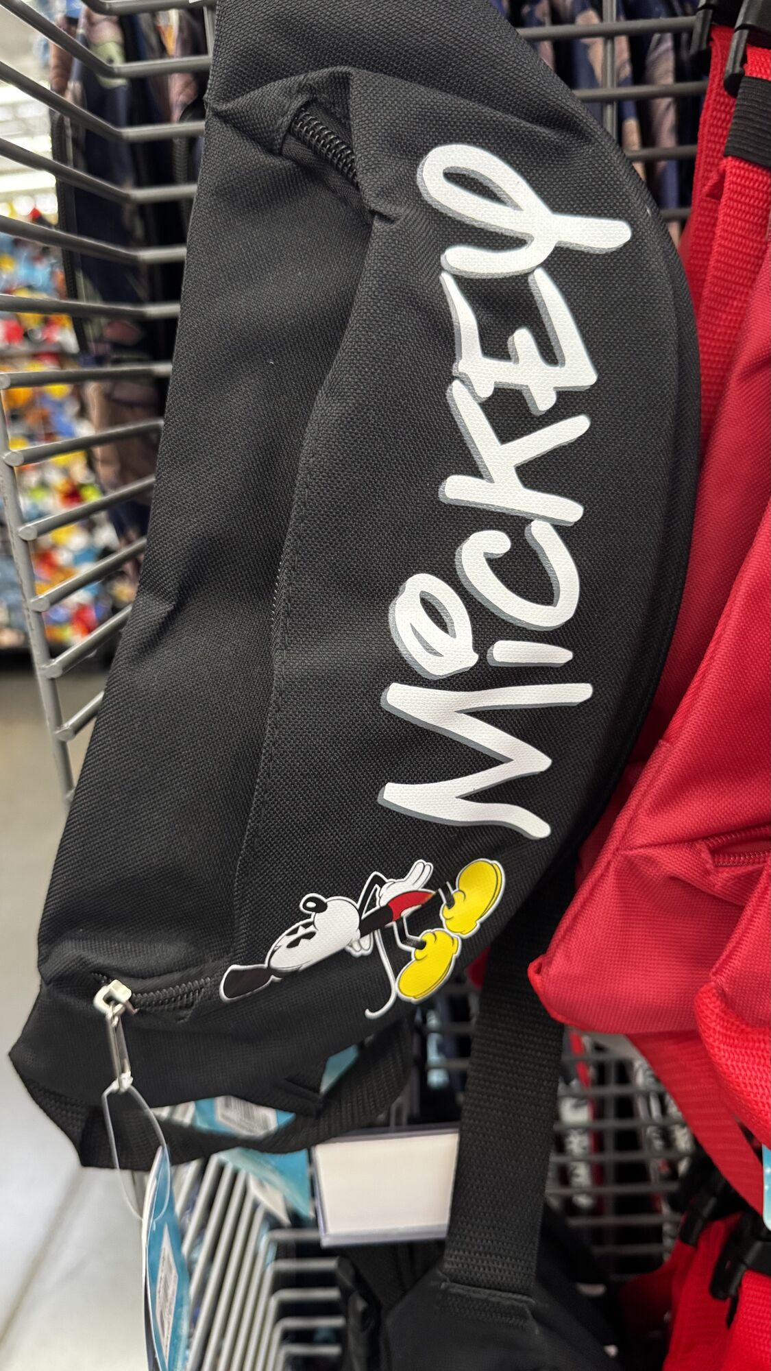 Walmart — Pochete Mickey