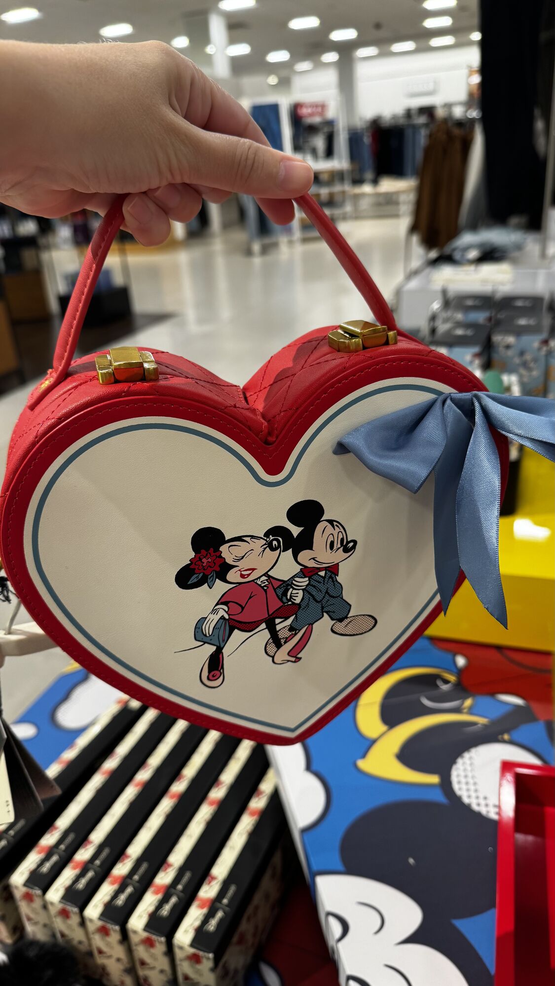 Macys — Bolsa Disney