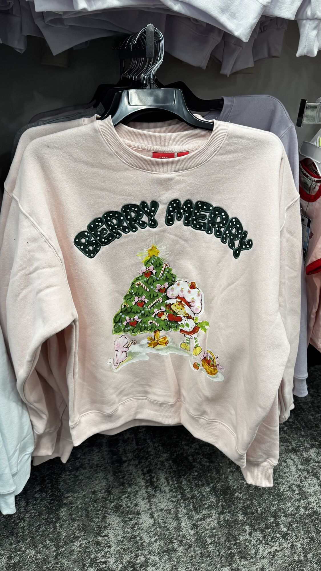 Macys — Moletom Moranguinho