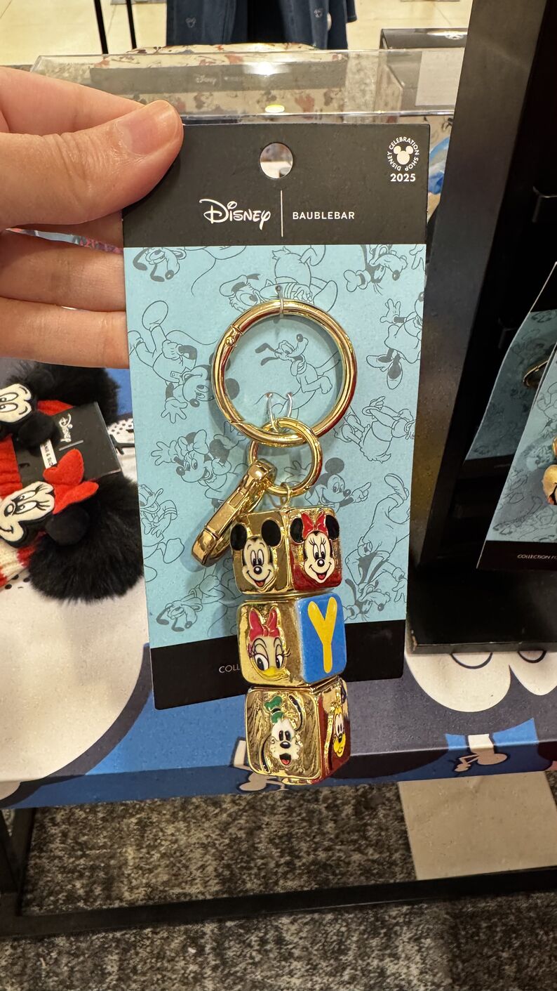 Macys — Chaveiro Disney