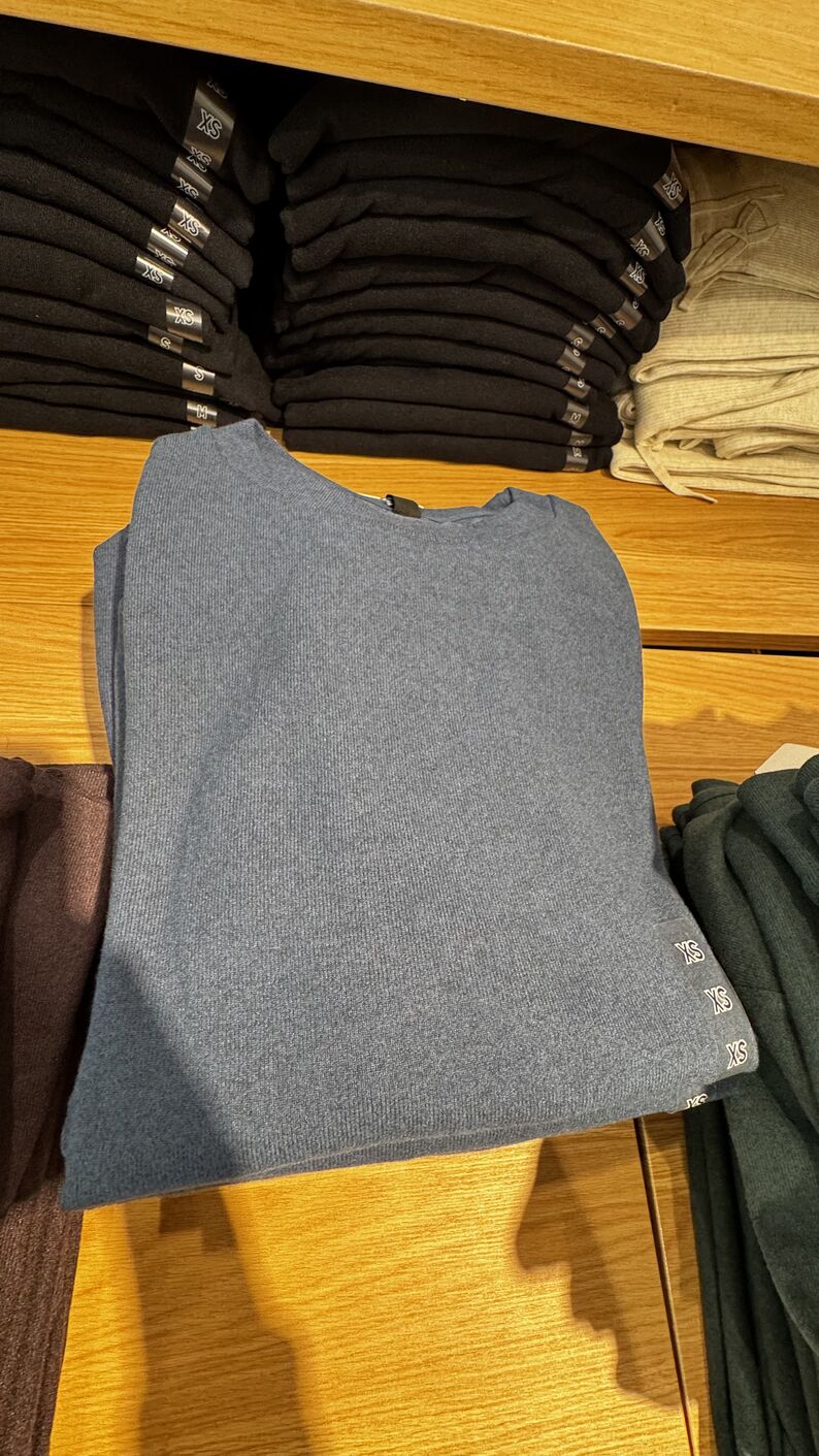 UNIQLO — Blusa manga comprida fleece