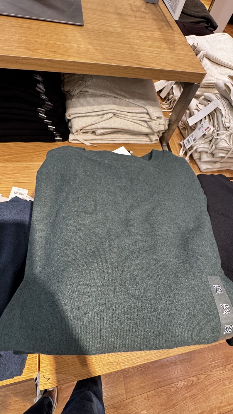 UNIQLO — Blusa manga comprida fleece