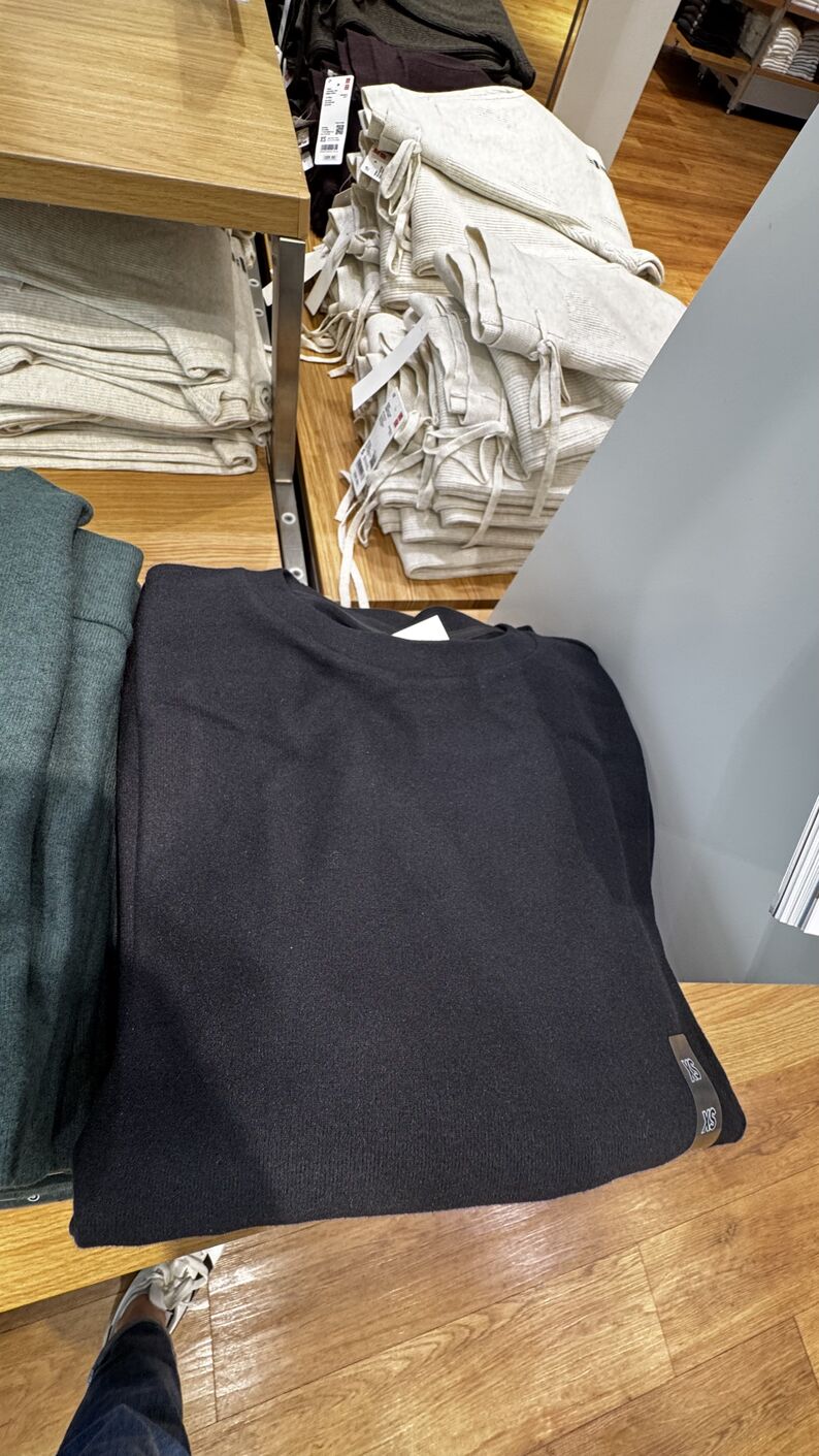 UNIQLO — Blusa manga comprida fleece