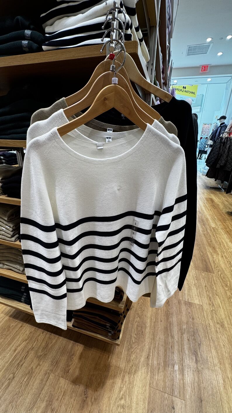 UNIQLO — Blusa manga comprida