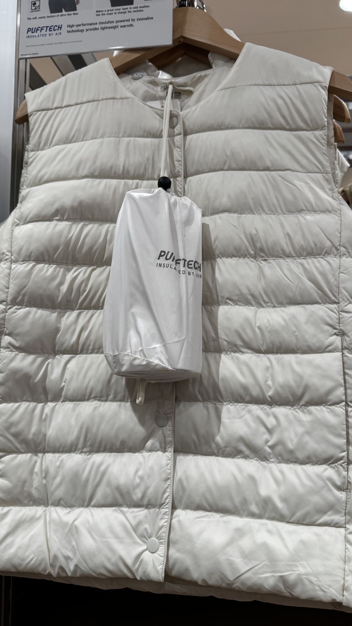 UNIQLO — Colete Puffer