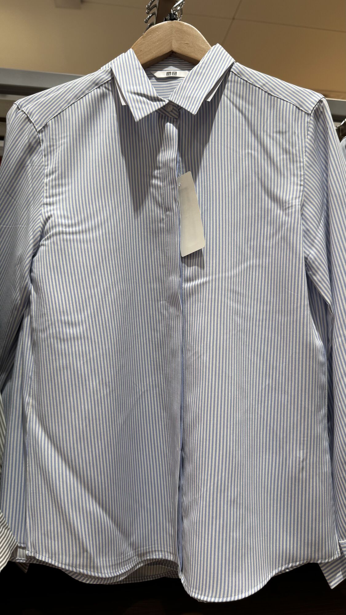 UNIQLO — Camisa social manga comprida