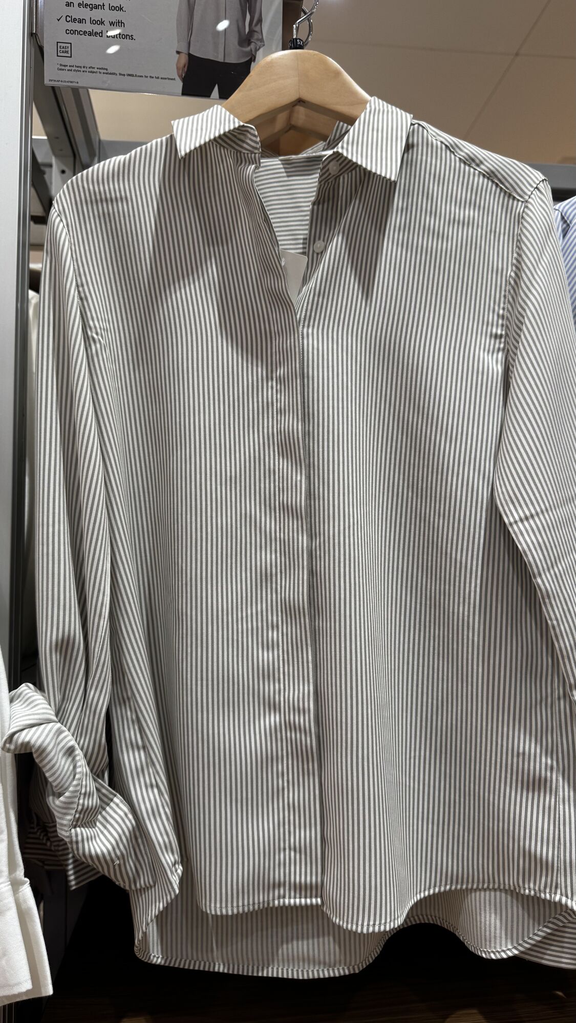 UNIQLO — Camisa social manga comprida