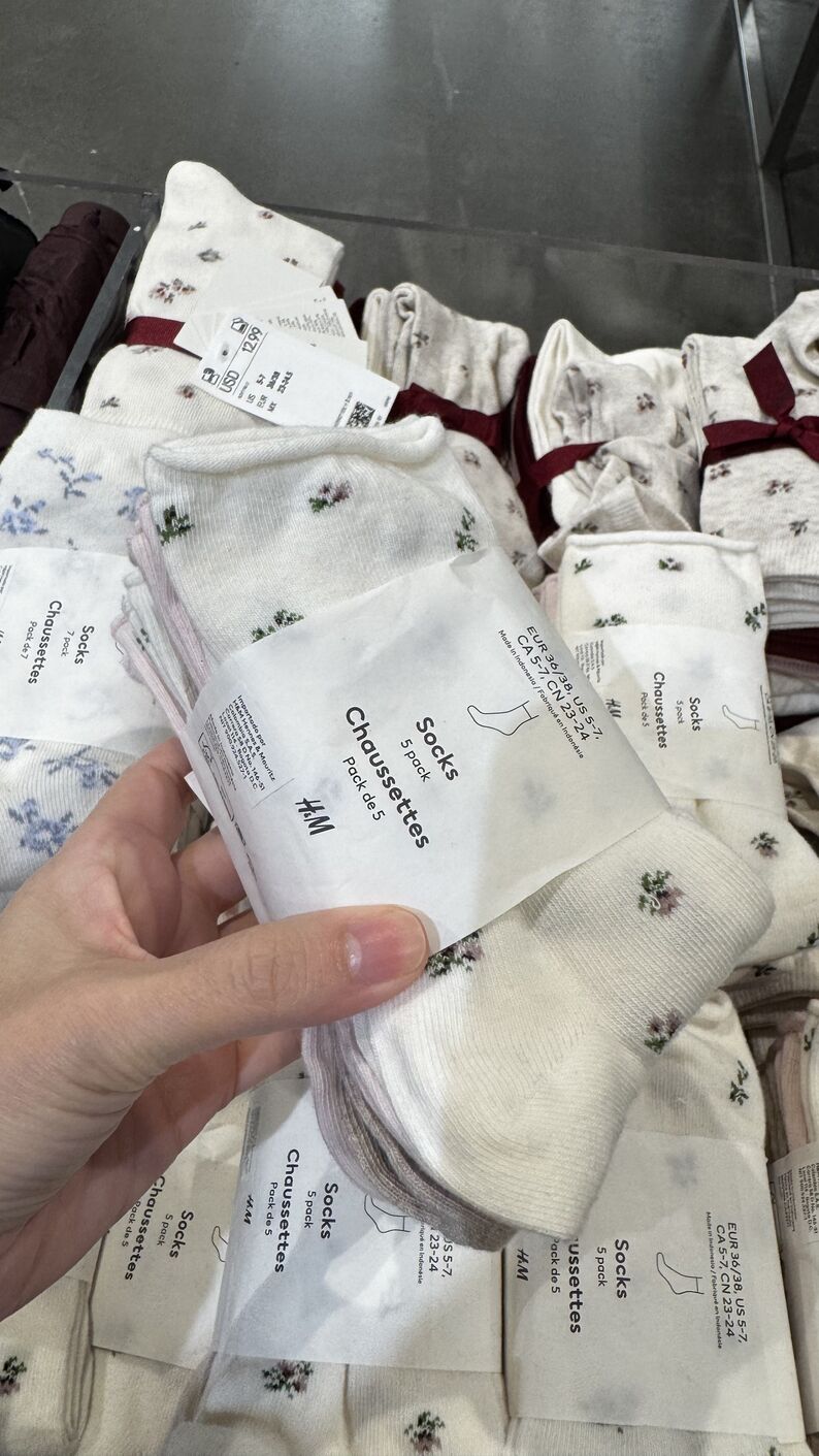 H&M — 5 pares de meias