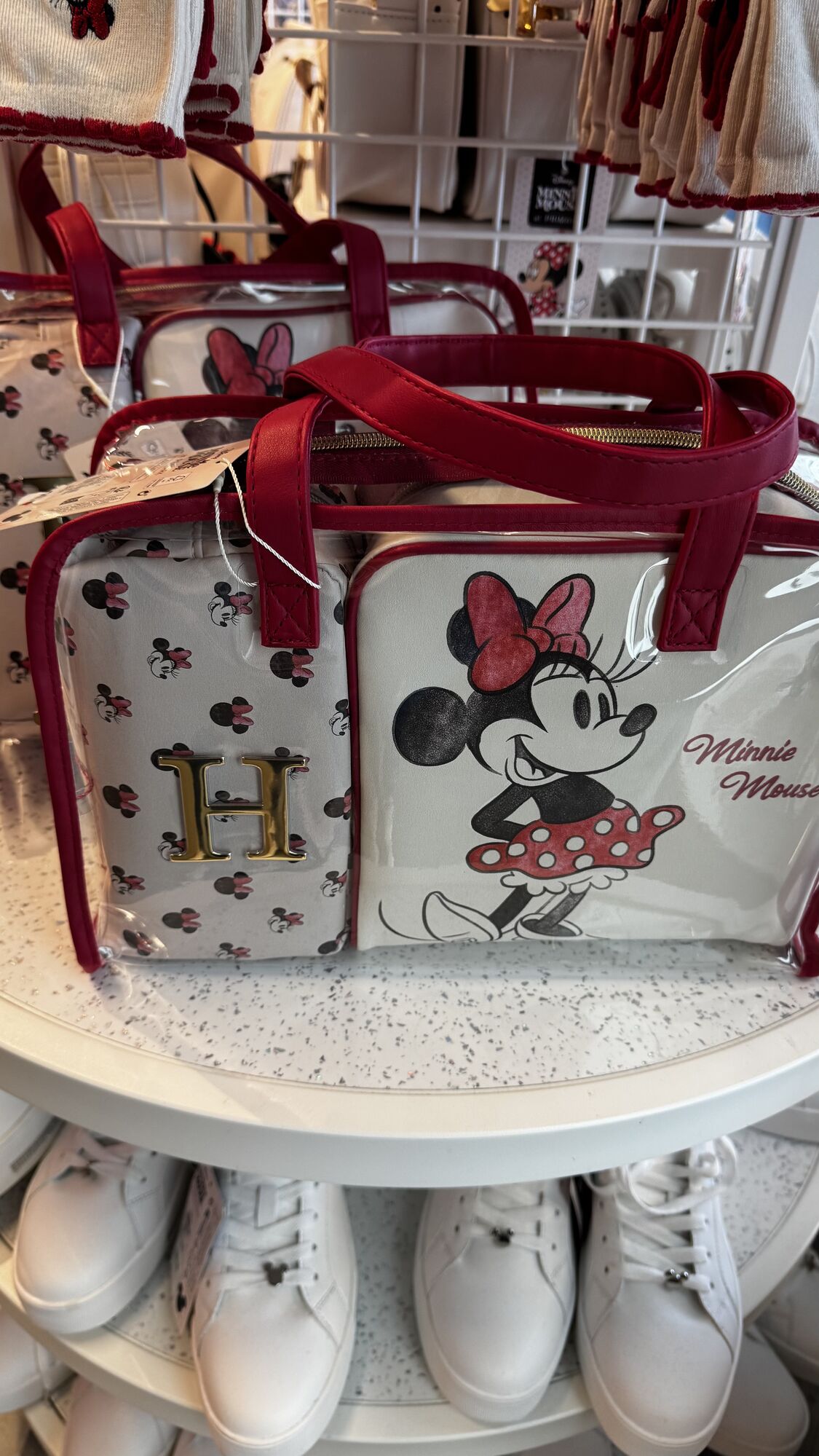 Primark — Kit Necessaire Minnie