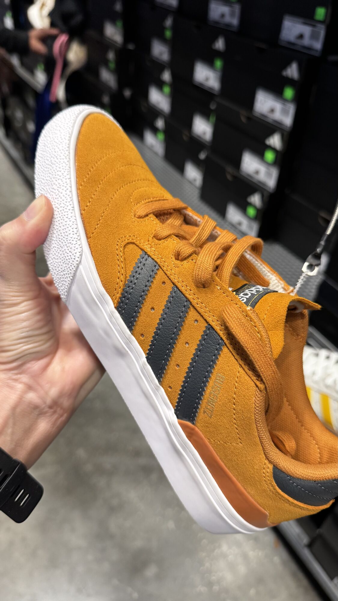 Adidas — Tênis masculino