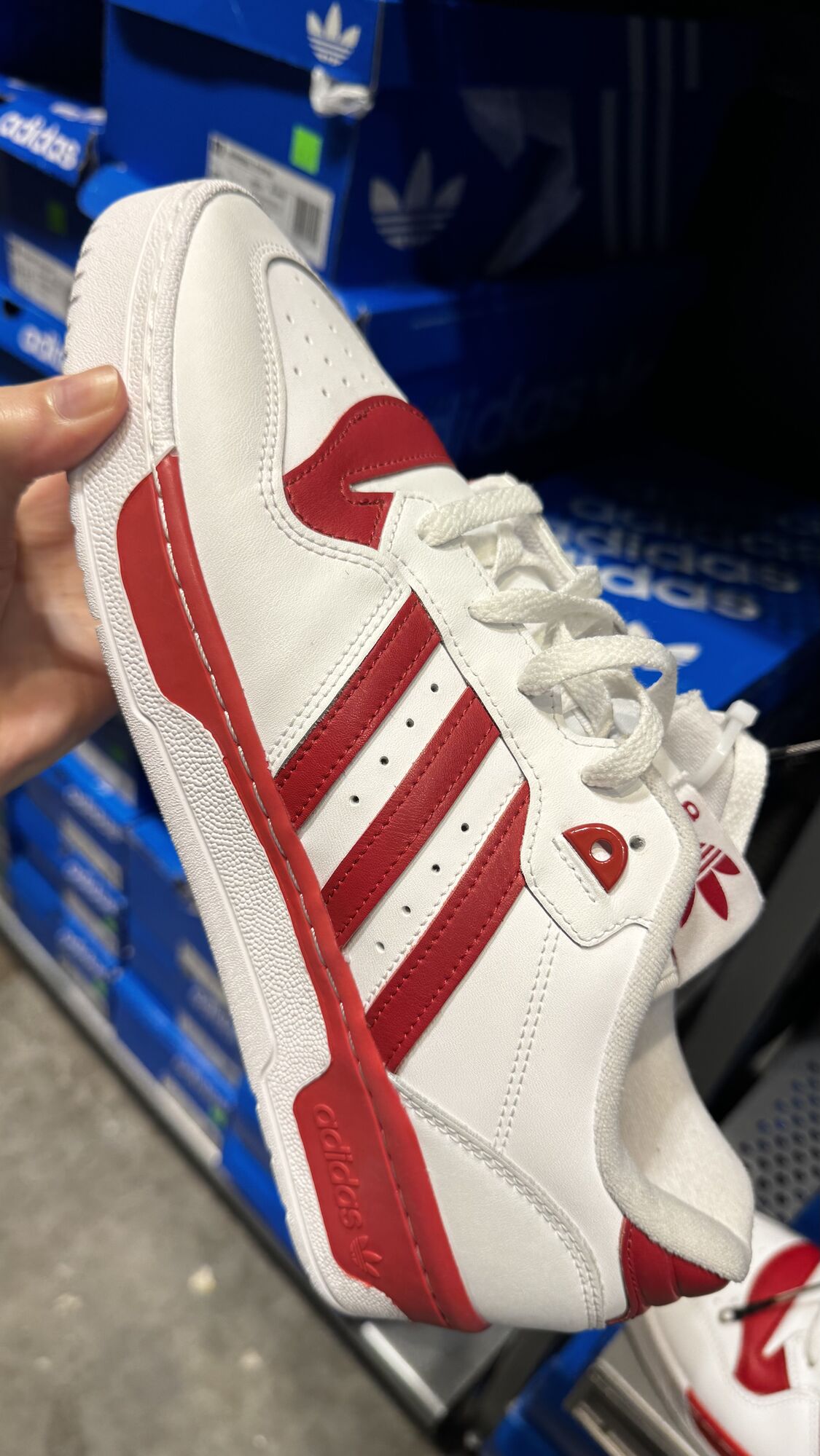 Adidas — Tênis masculino