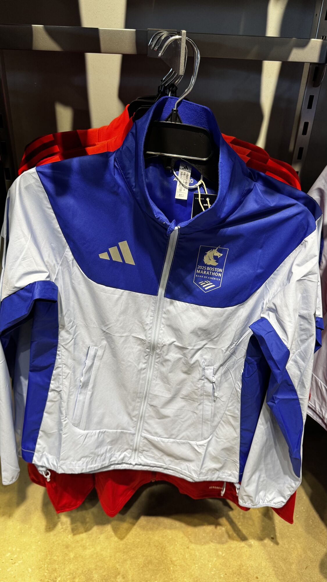 Adidas — Casaco