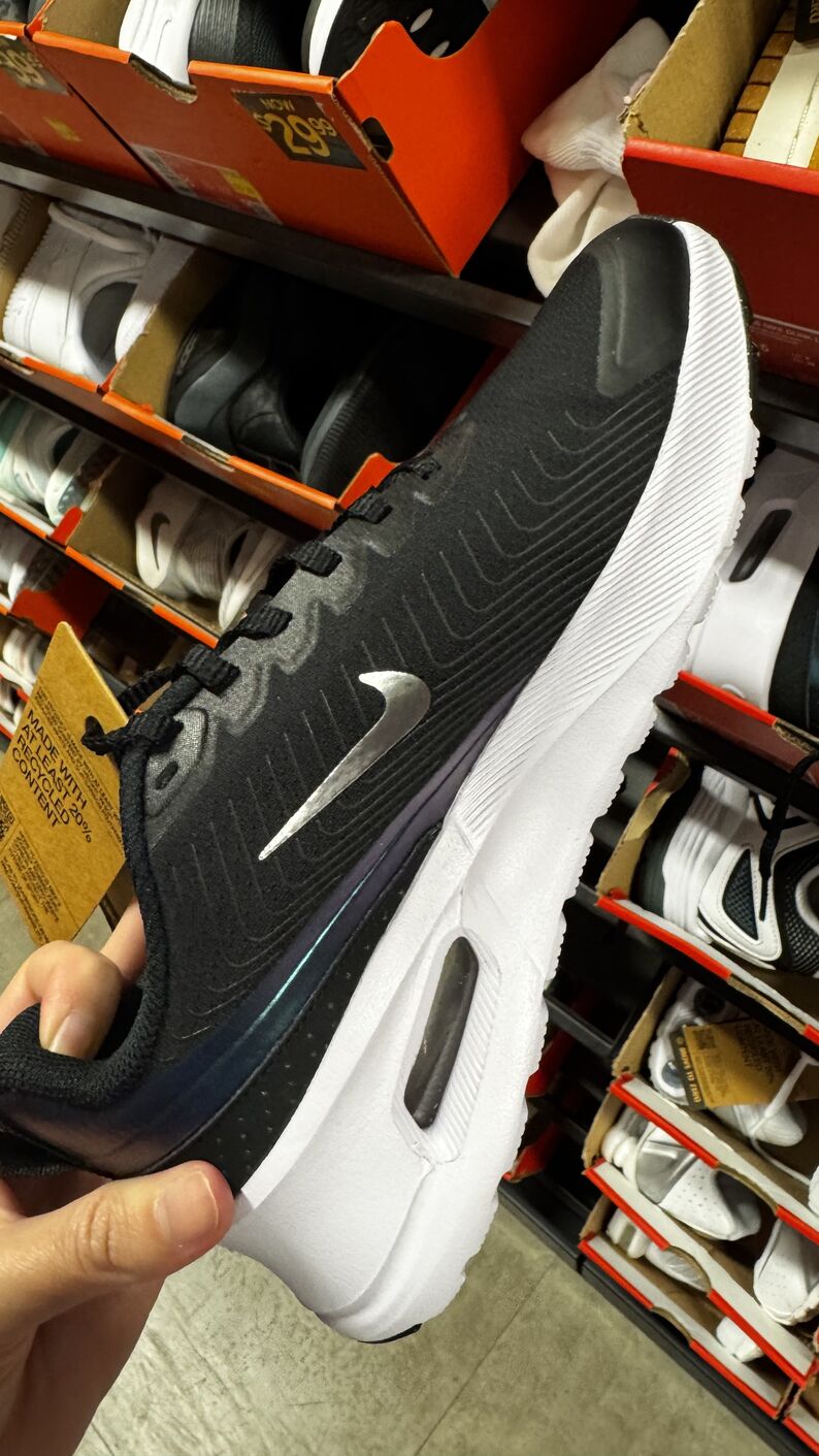 Nike — Tênis masculino