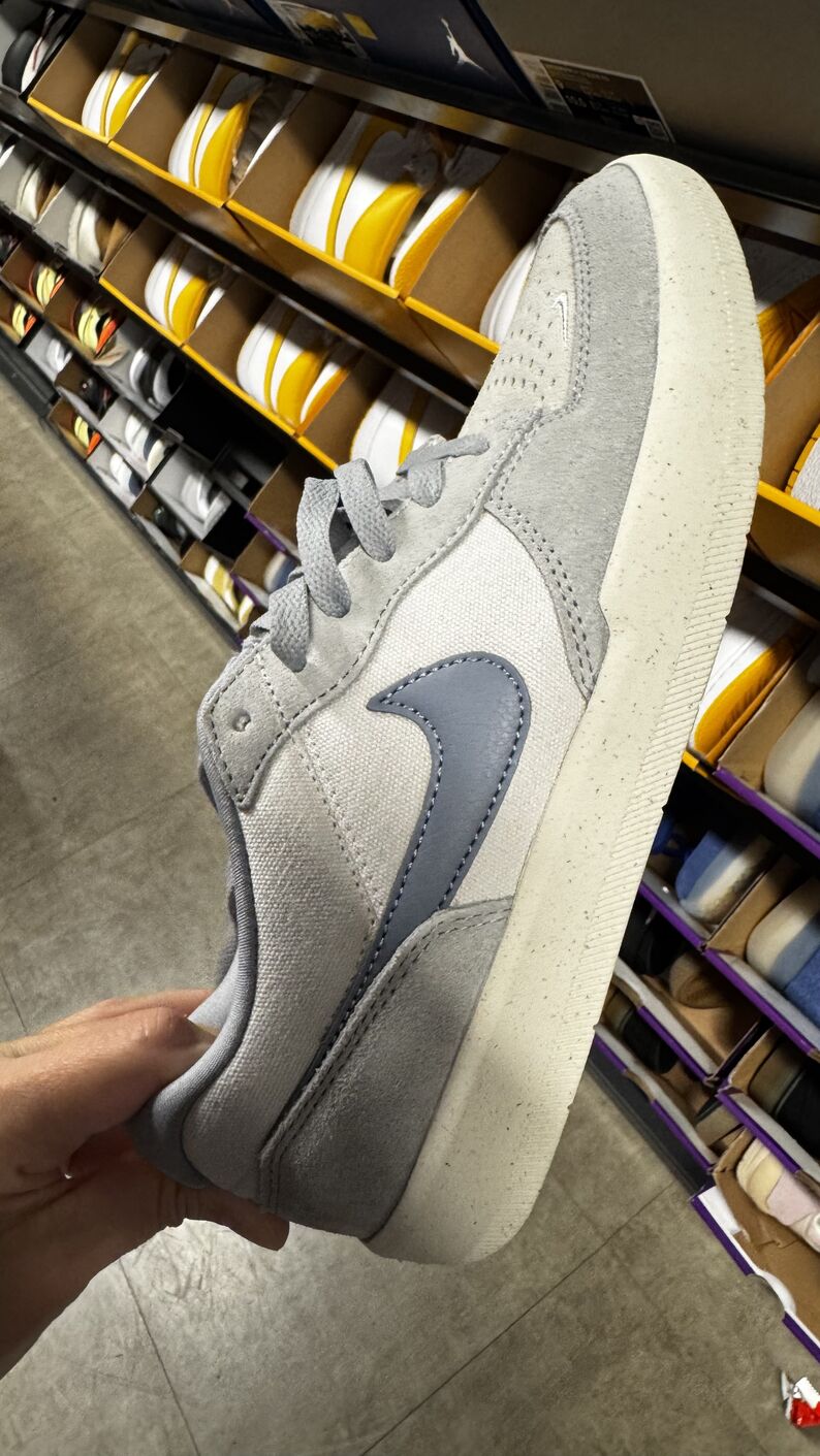 Nike — Tênis masculino