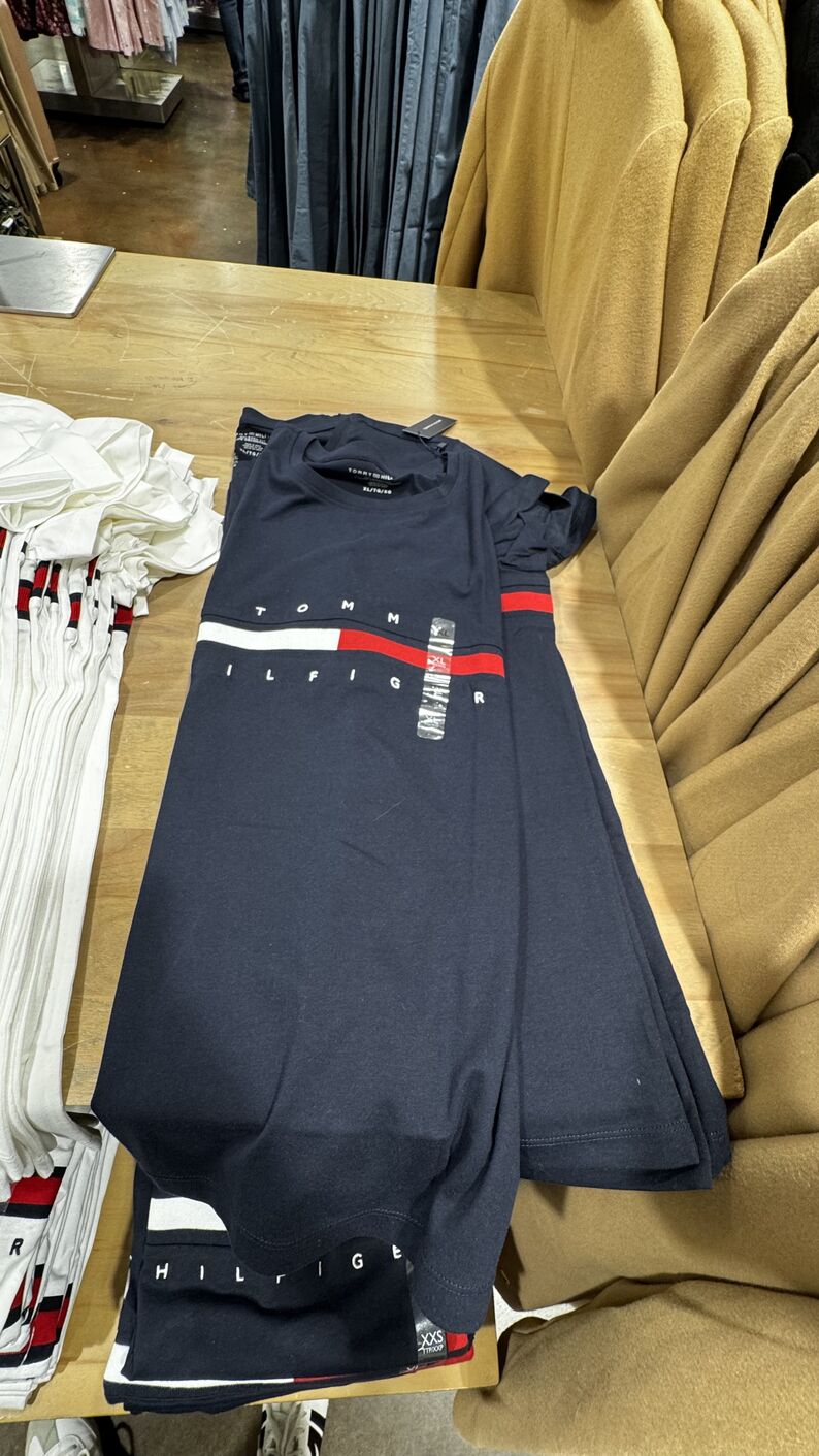 Tommy Hilfiger — Camisa