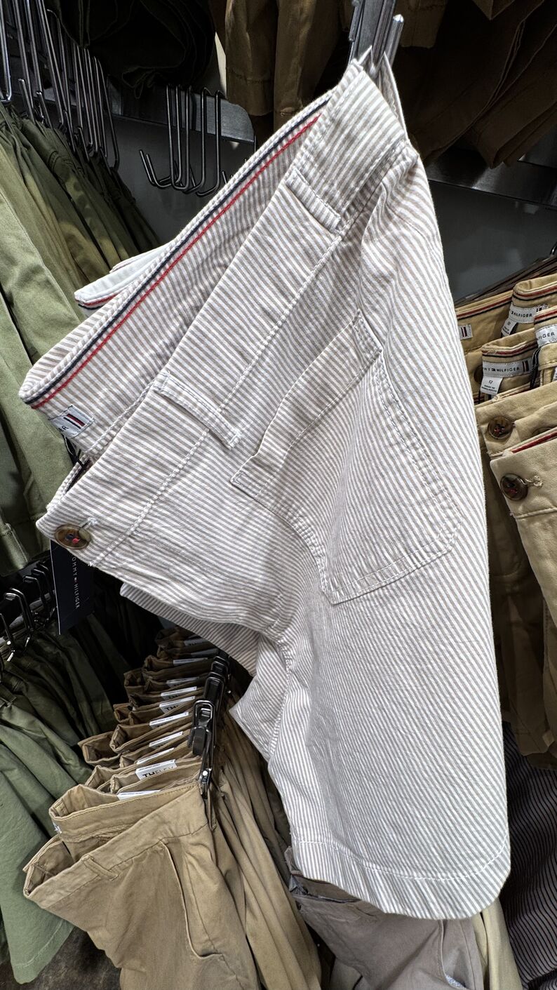 Tommy Hilfiger — Bermuda