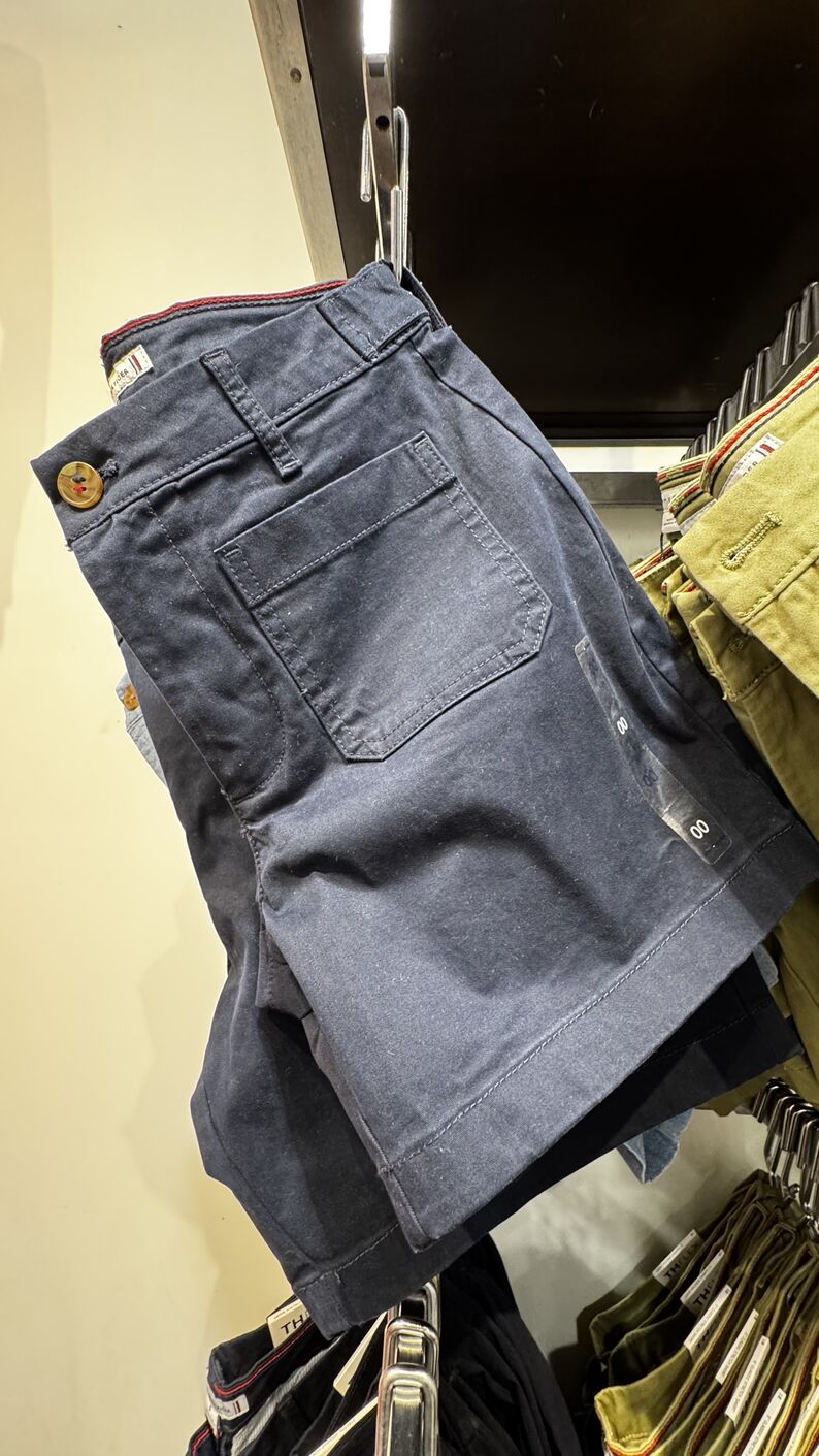 Tommy Hilfiger — Bermuda