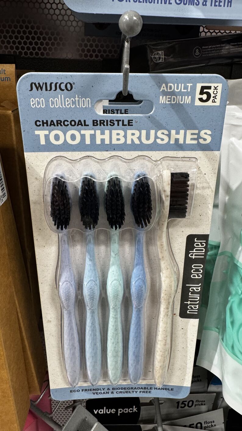 TJMax — Kit escova de dente