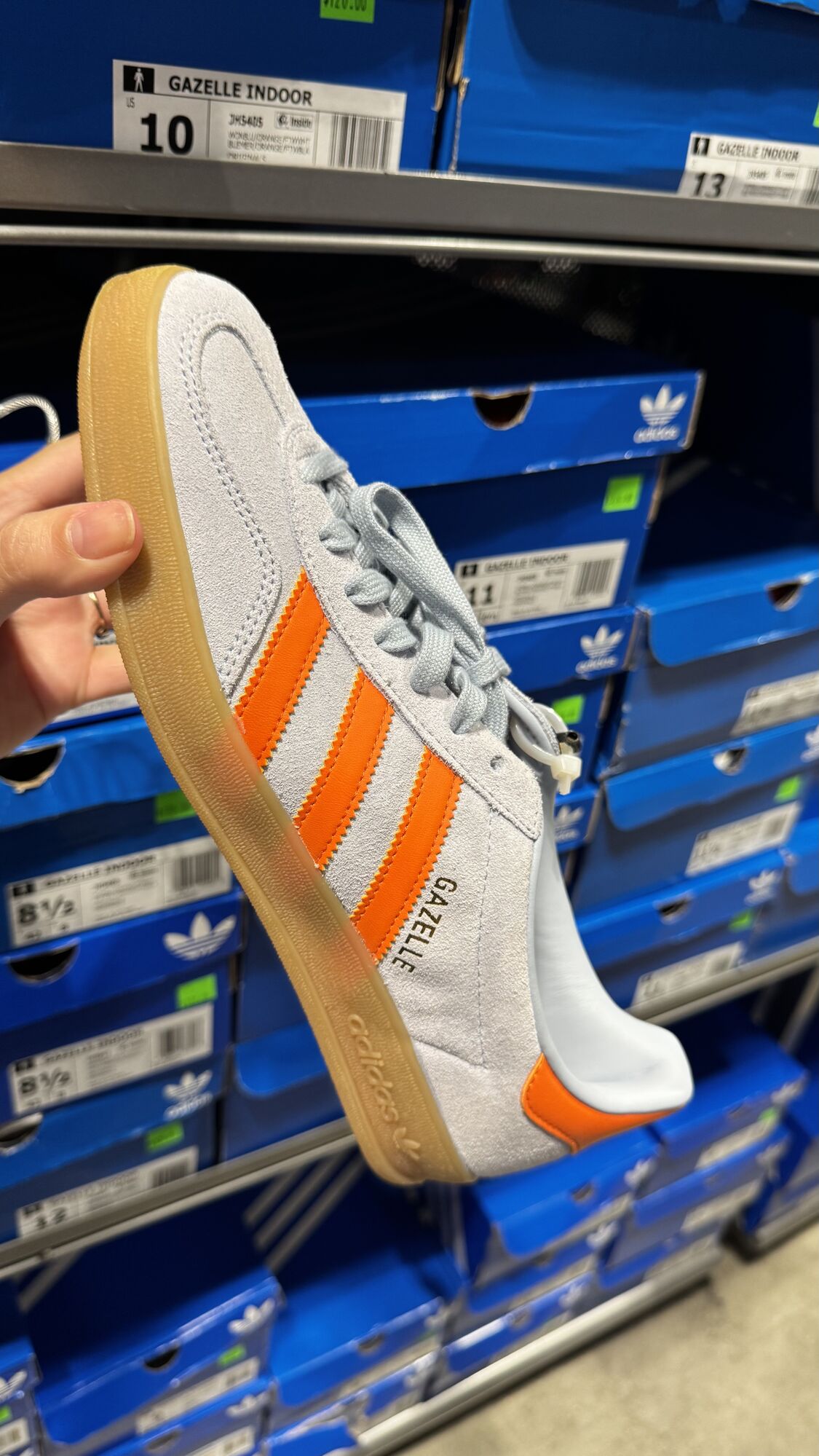 Adidas — Tênis