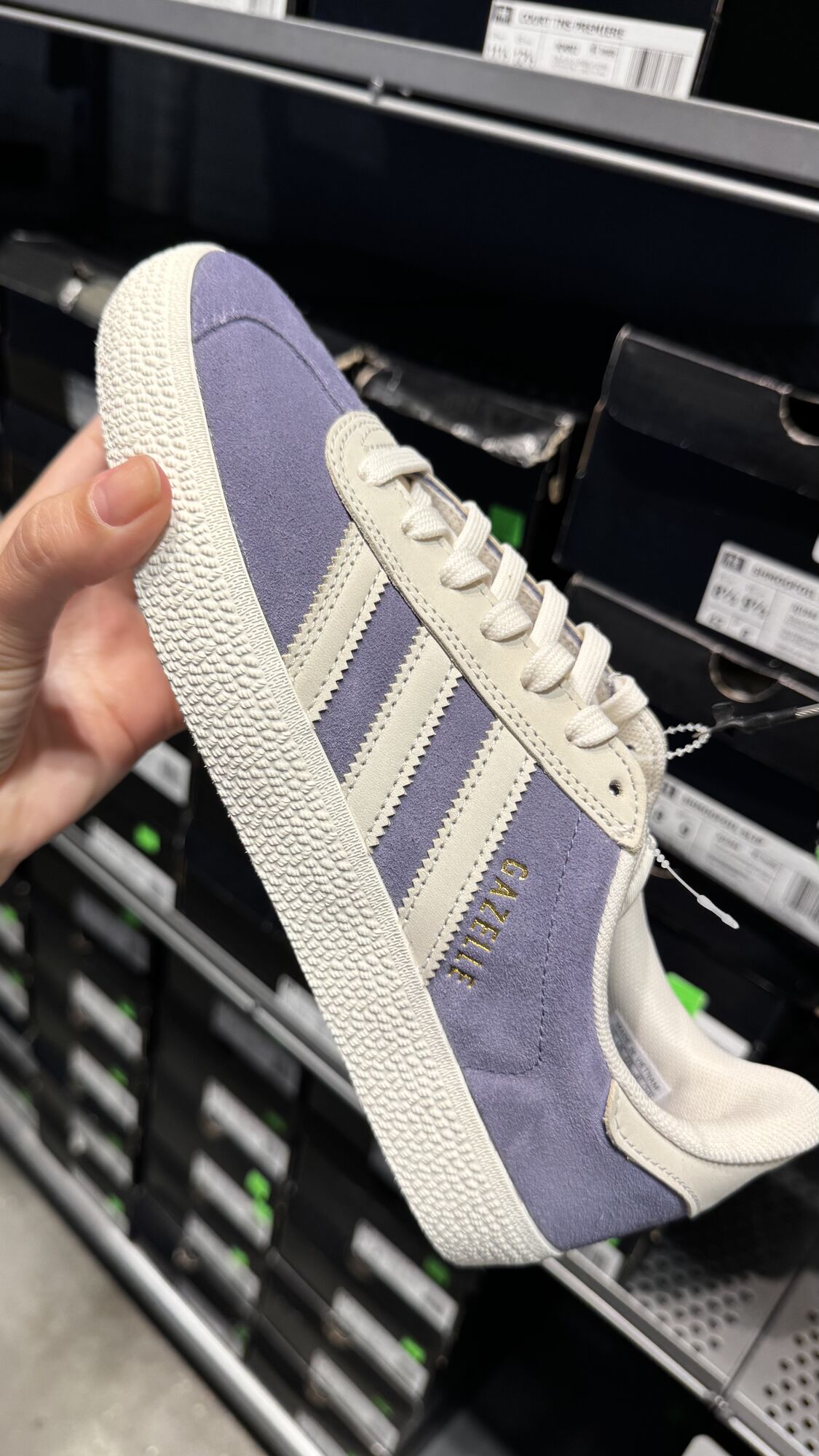 Adidas — Tênis