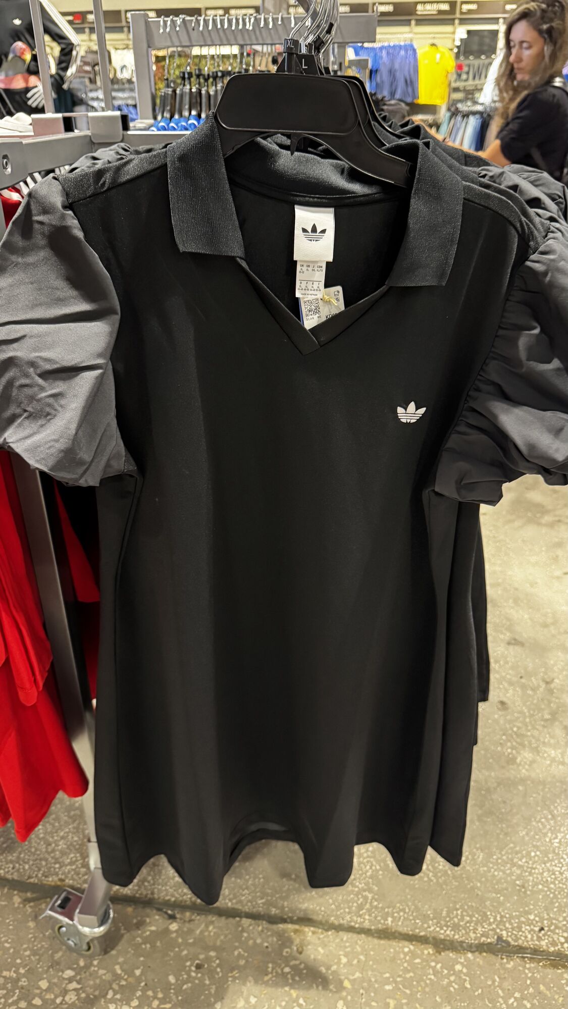 Adidas — Vestido