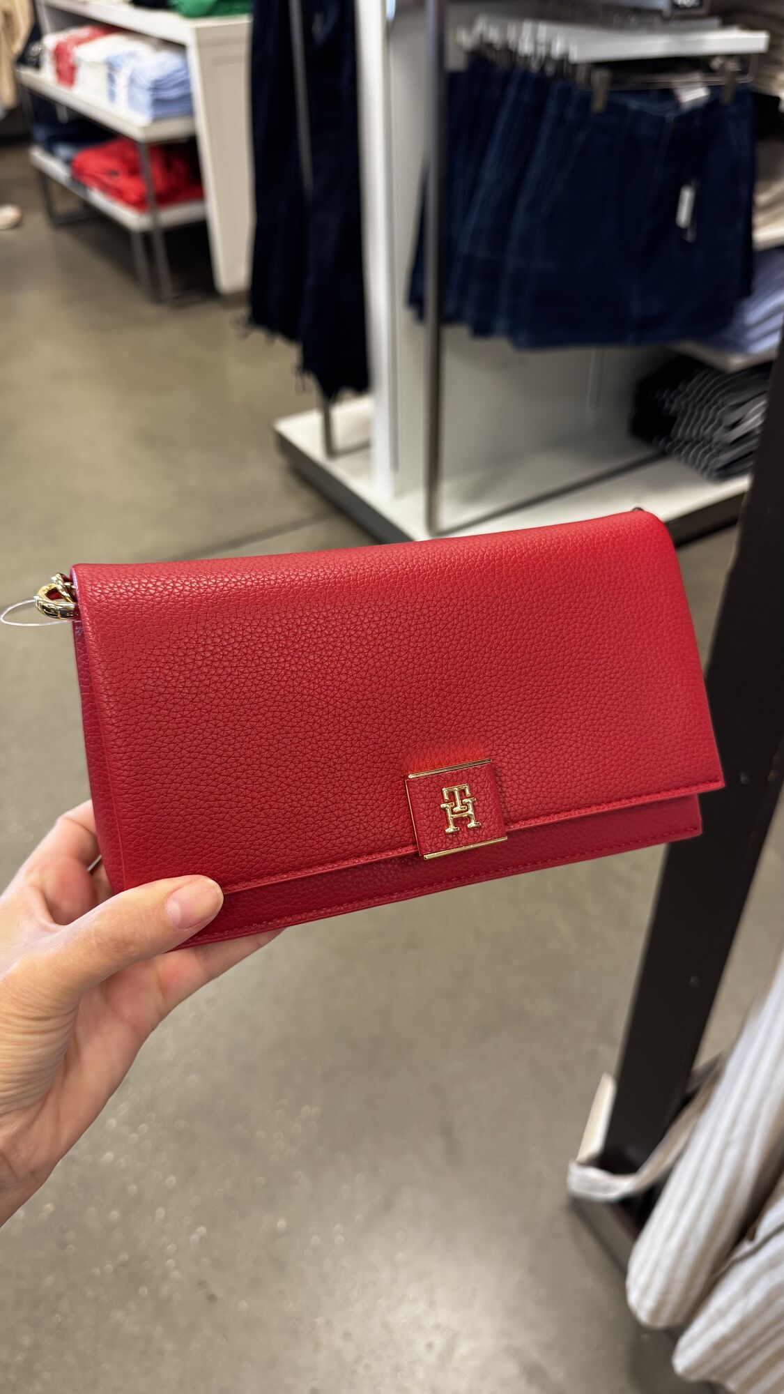 Tommy Hilfiger — Bolsa