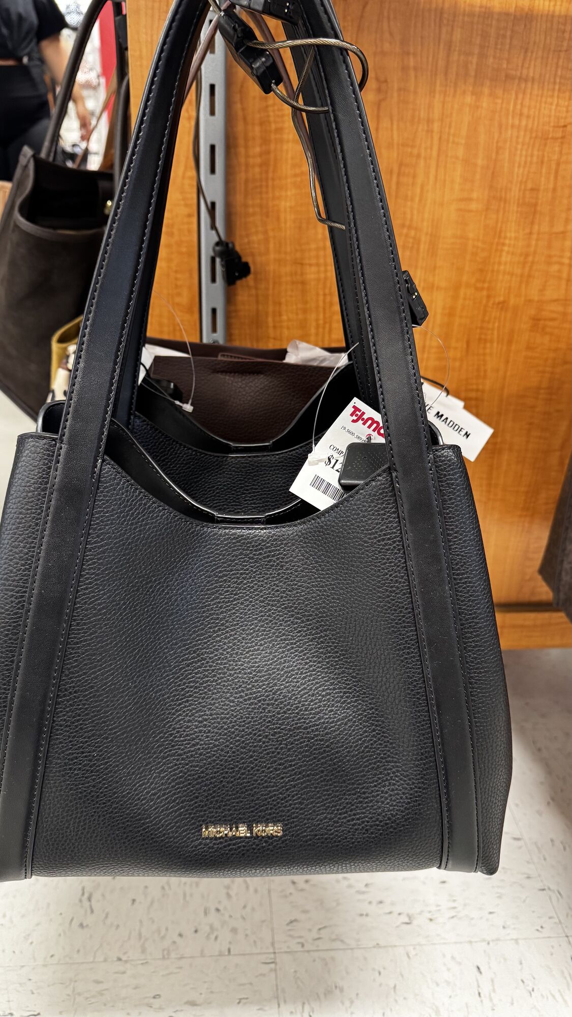 T.J. Maxx — Bolsa Michael Kors