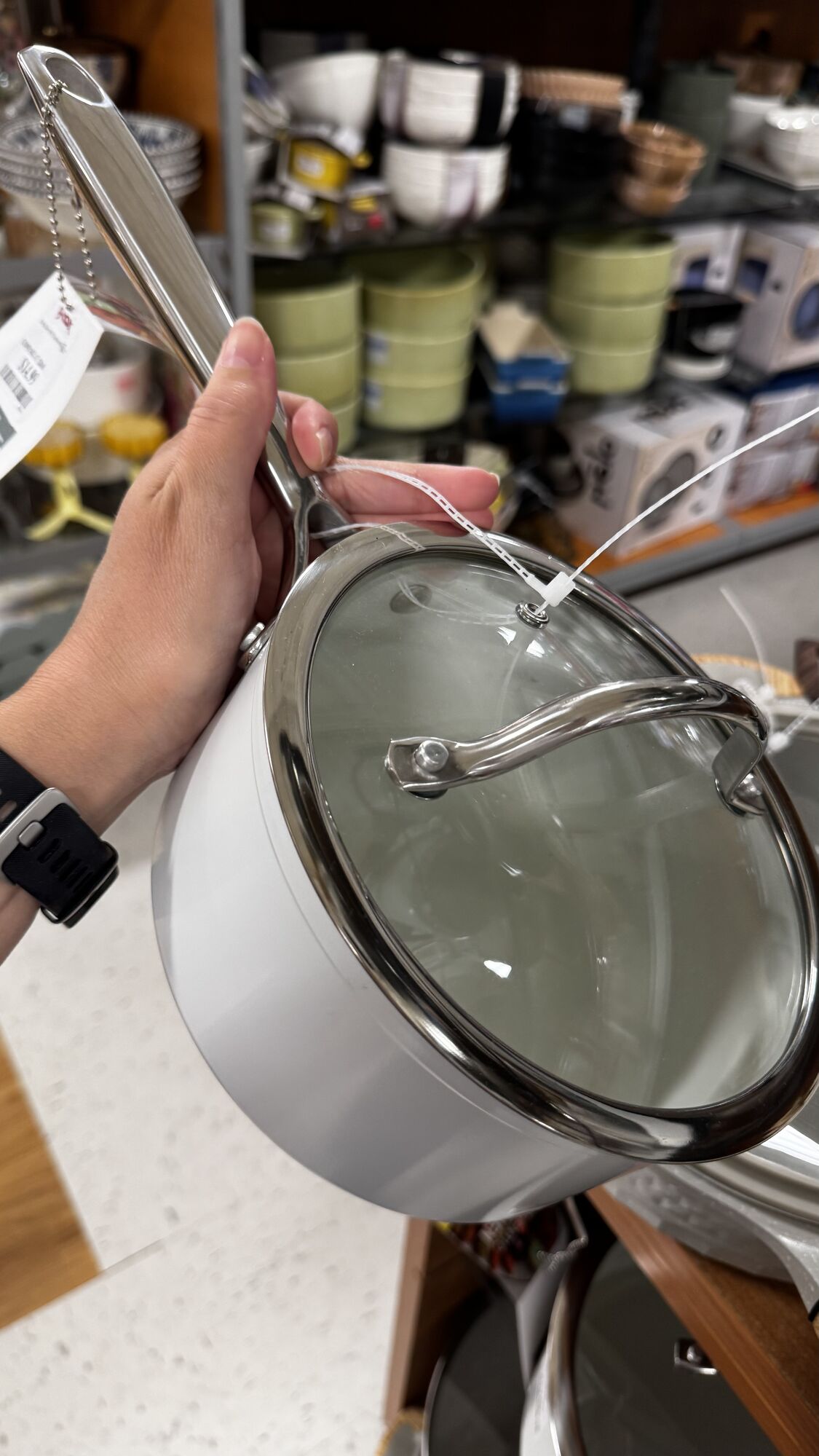 T.J. Maxx — Panela