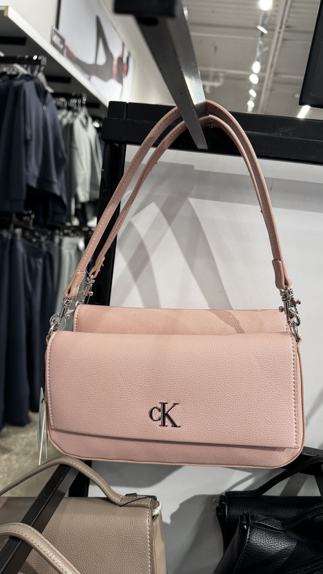 Calvin Klein — Bolsa