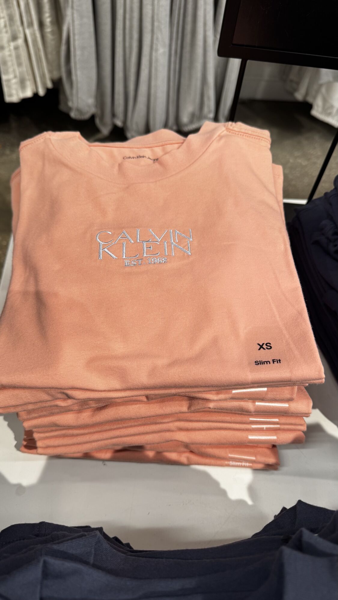 Calvin Klein — Blusa