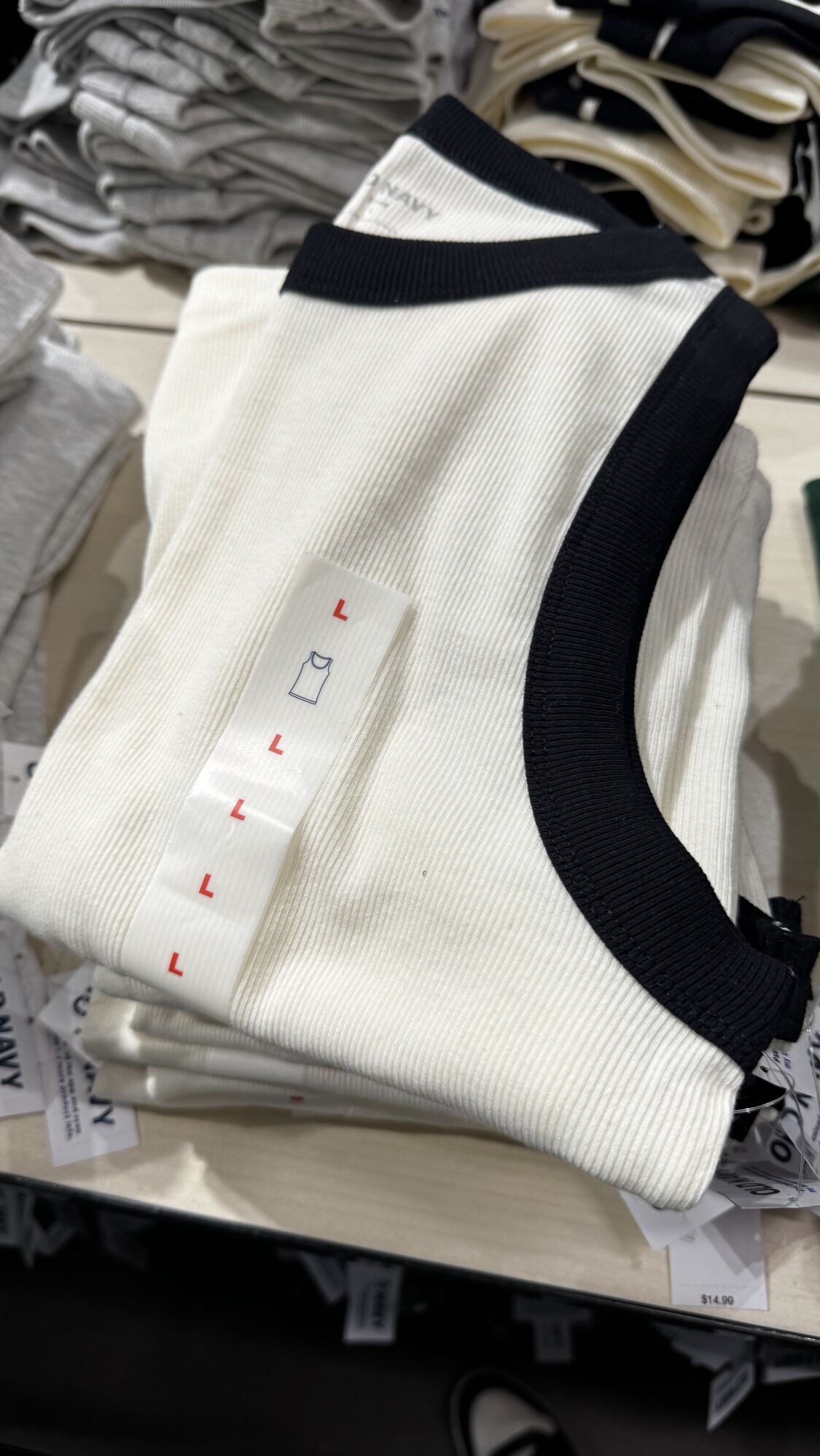 Old Navy — camiseta feminina
