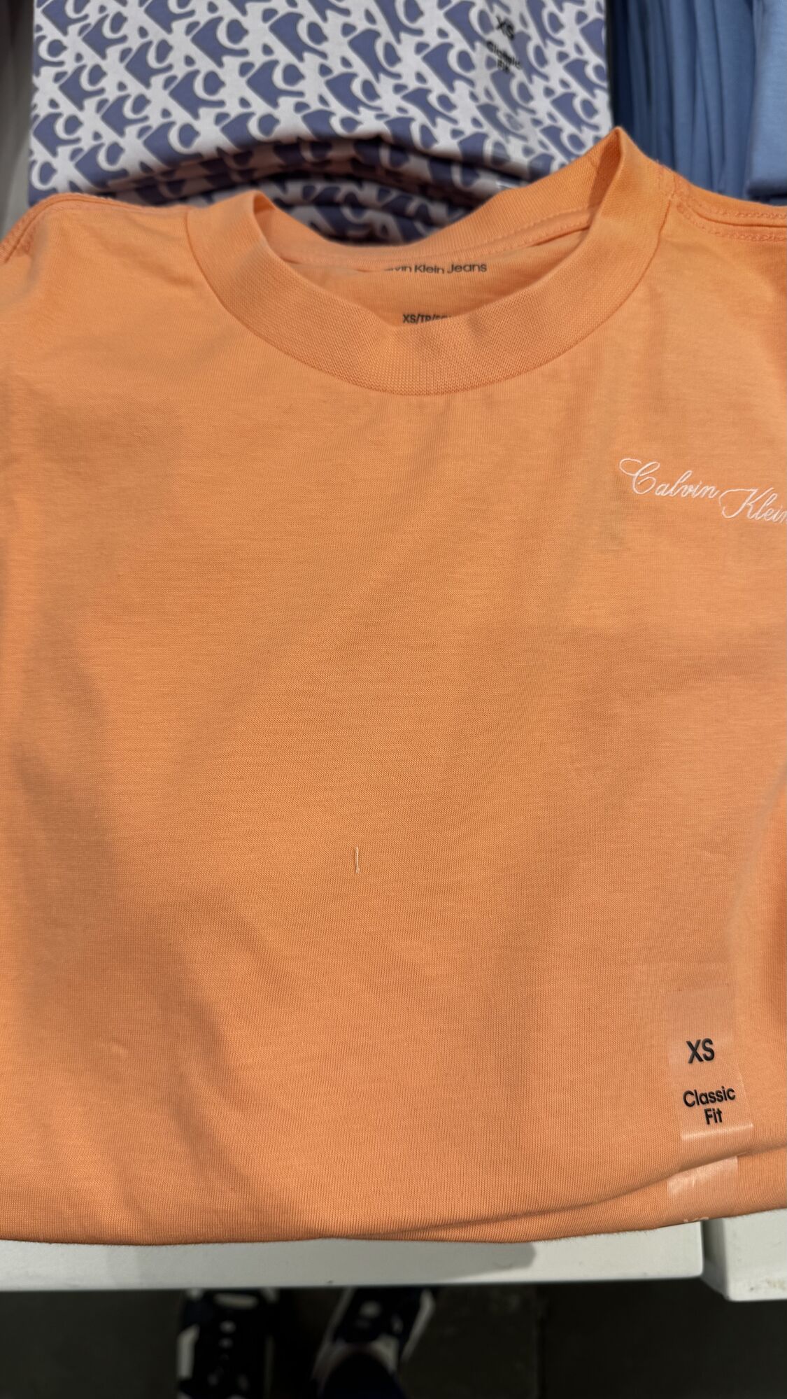 Calvin Klein — blusa feminina