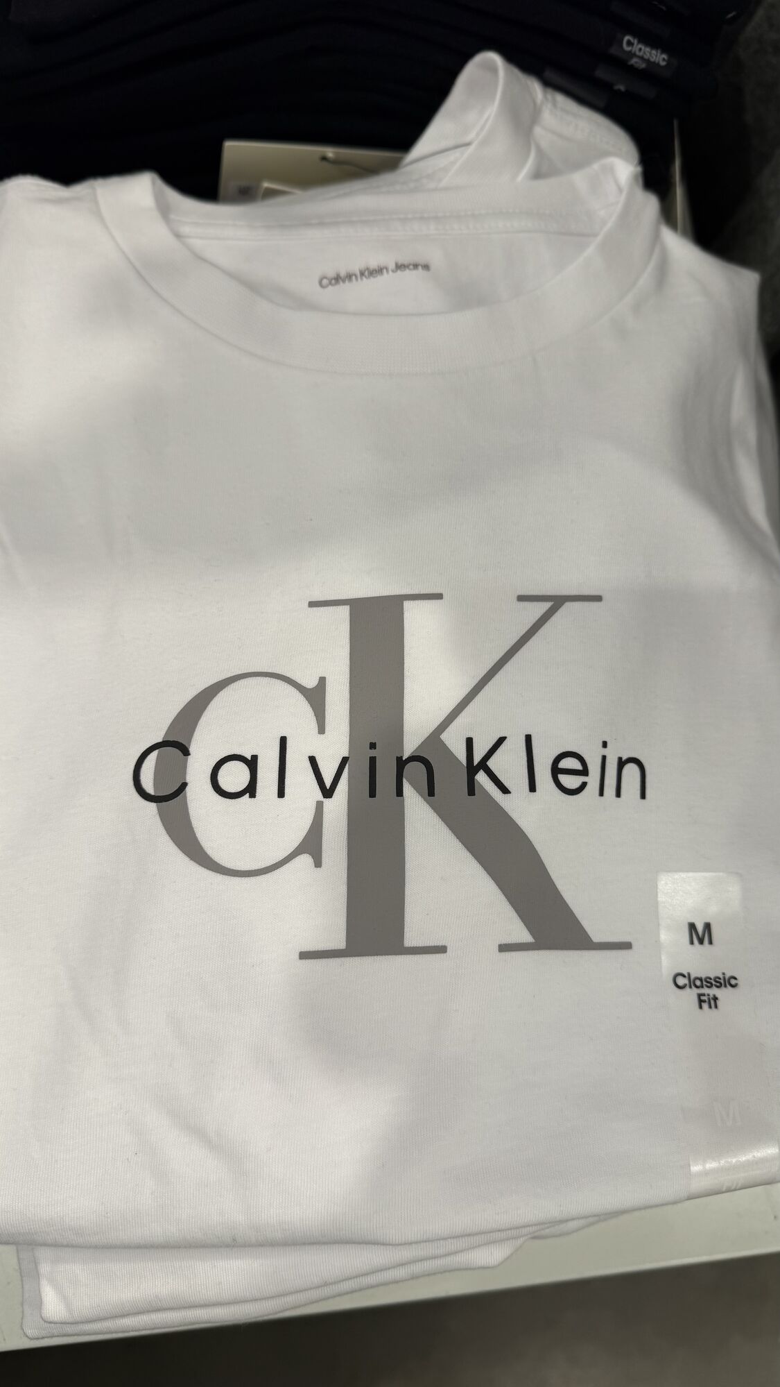 Calvin Klein — blusa feminina