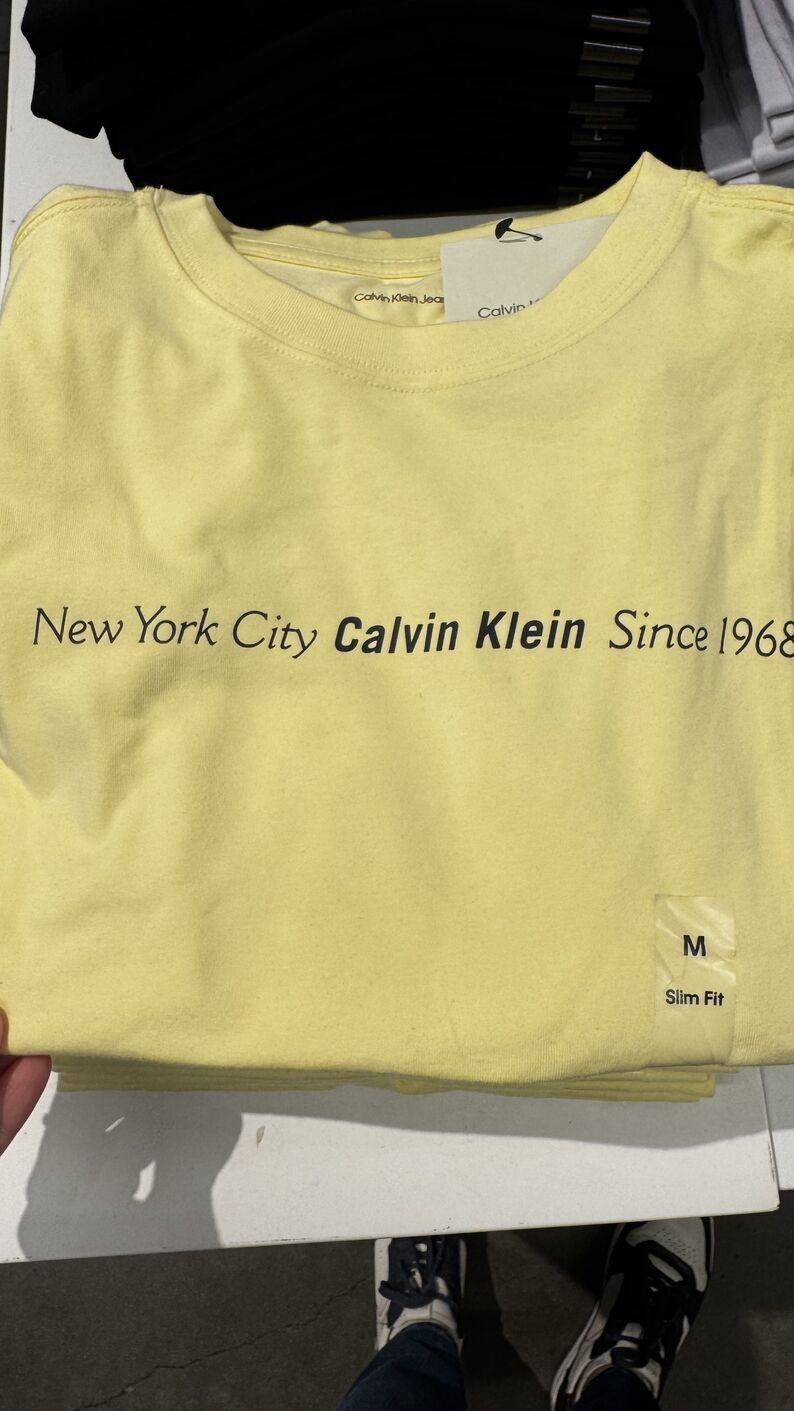 Calvin Klein — blusa feminina