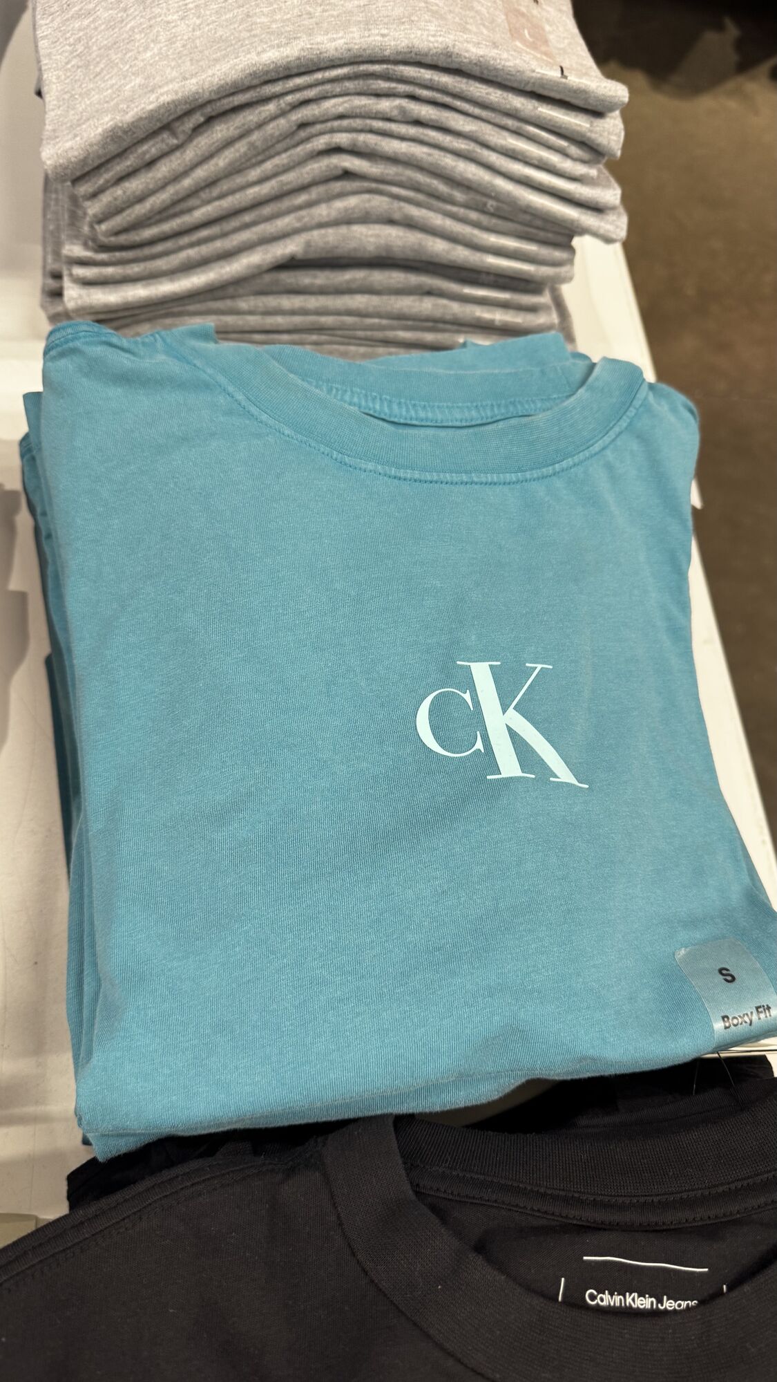 Calvin Klein — blusa feminina