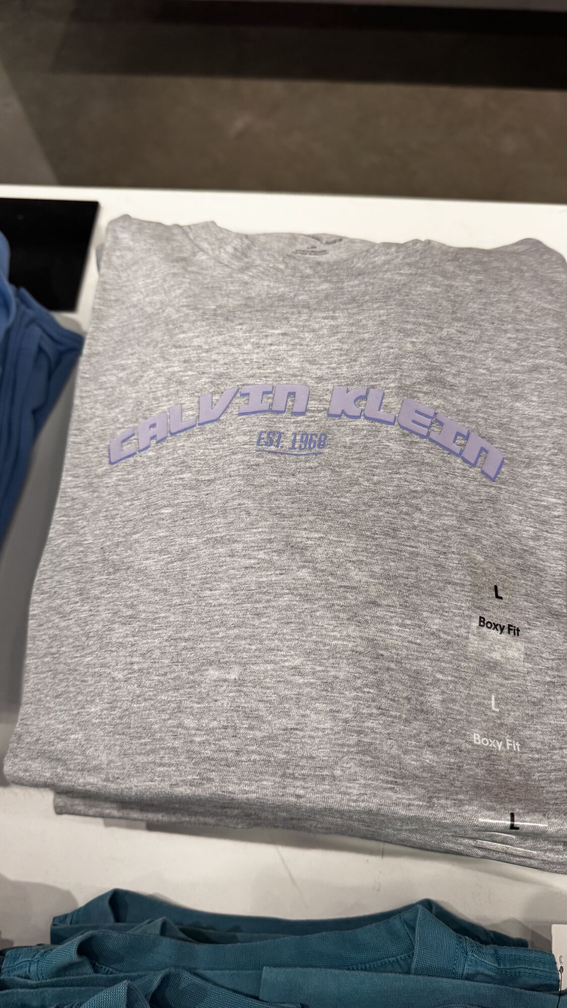 Calvin Klein — blusa feminina