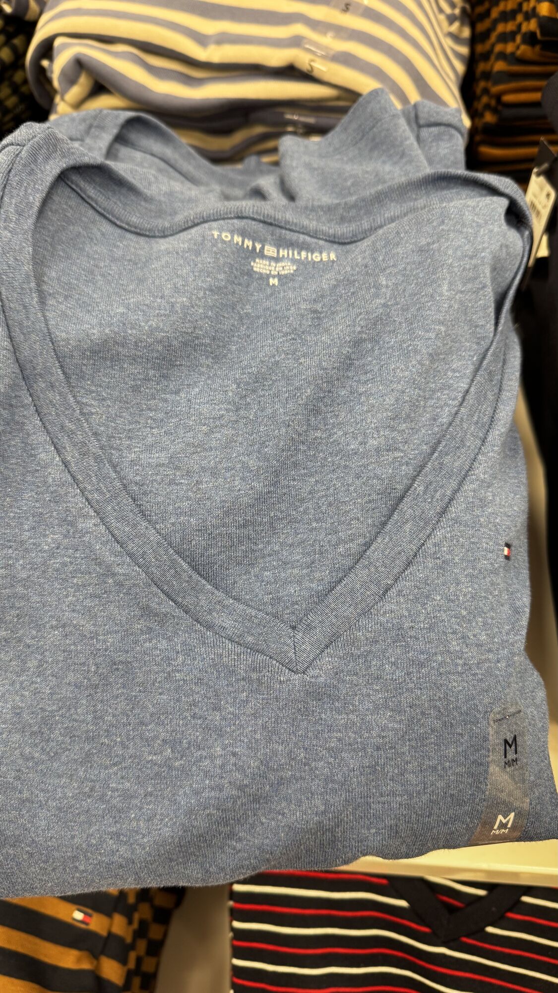 Tommy Hilfiger — camisa feminina