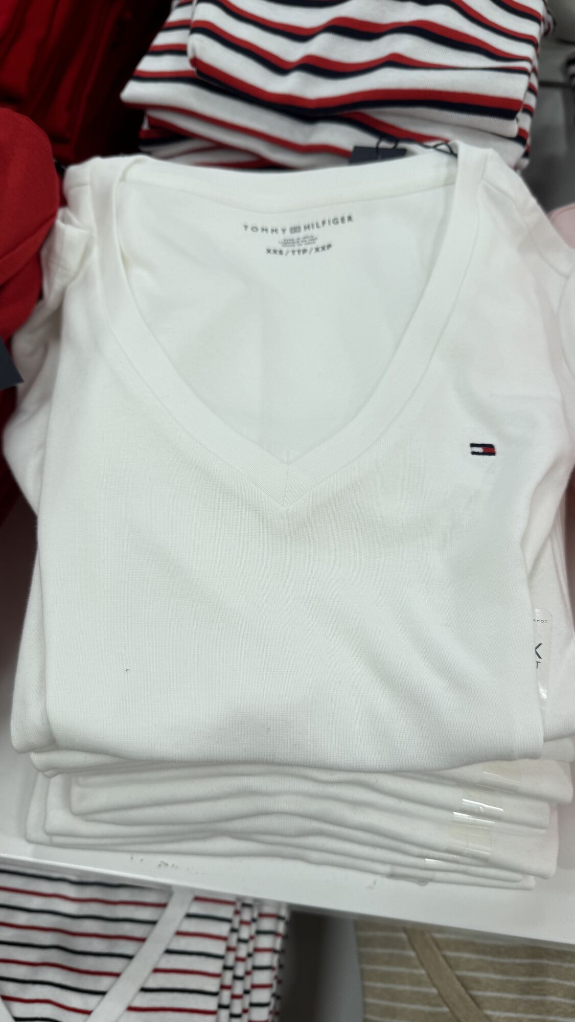 Tommy Hilfiger — camisa feminina