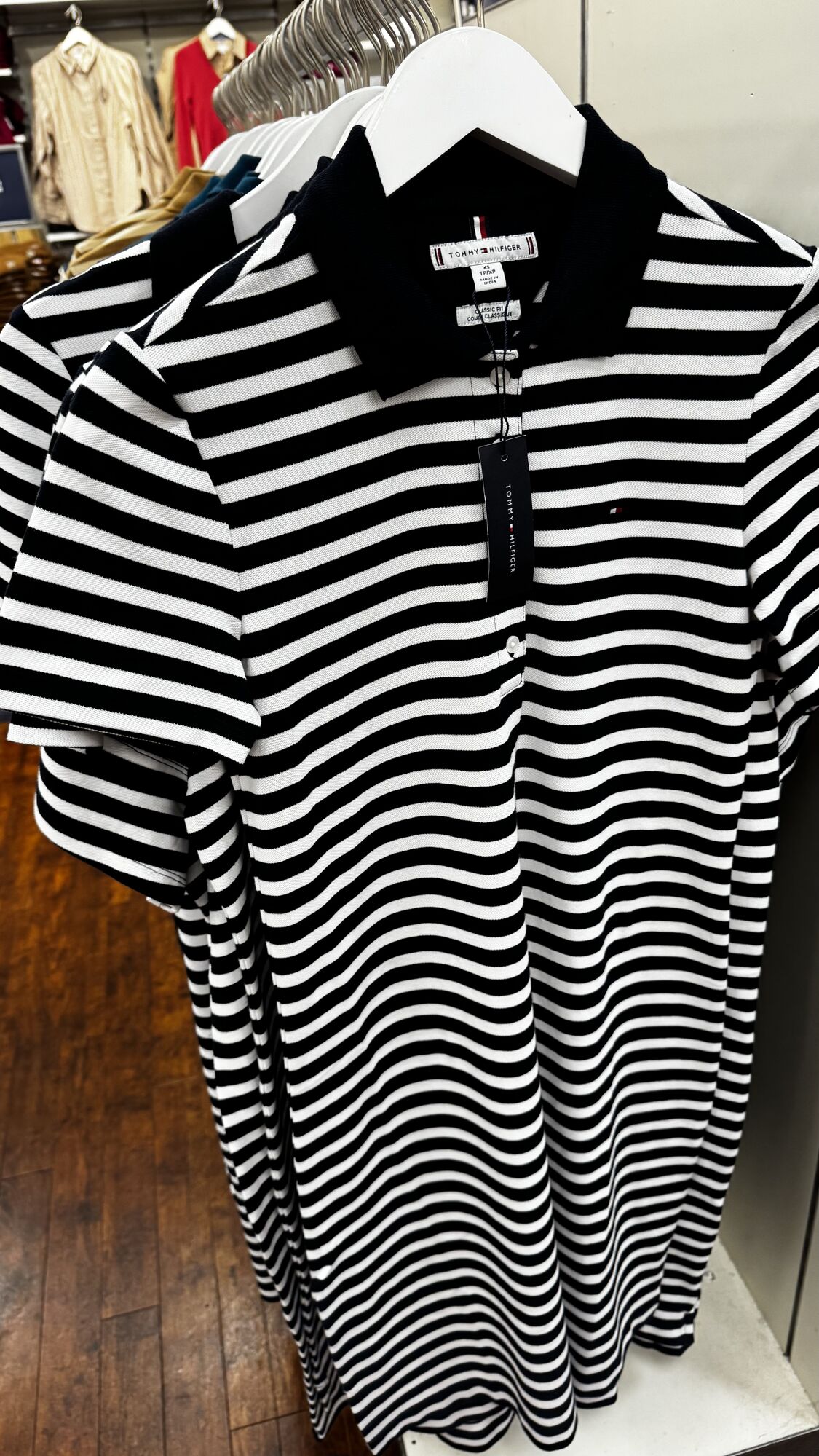 Tommy Hilfiger — vestido